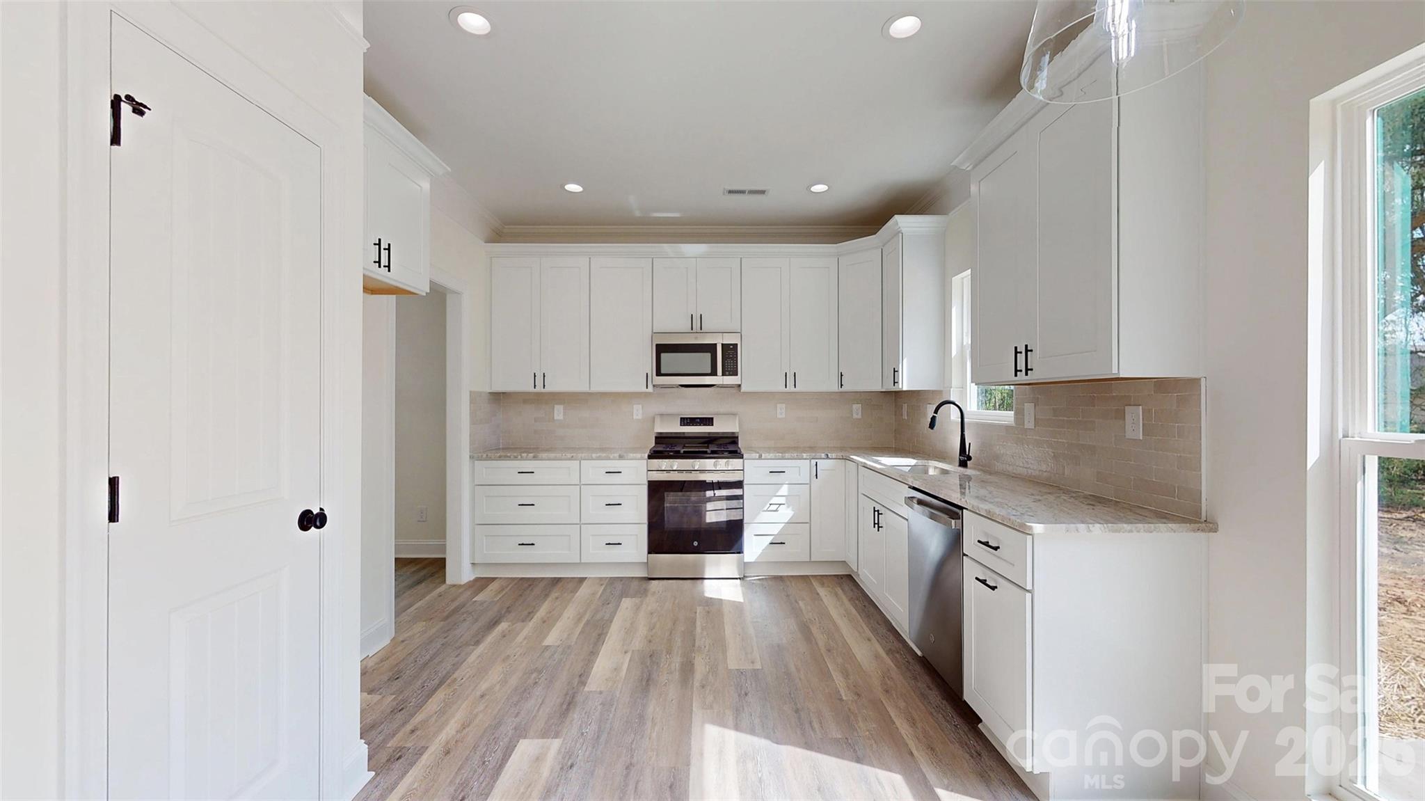 2902 Sweetgrass Lane Property Photo 35