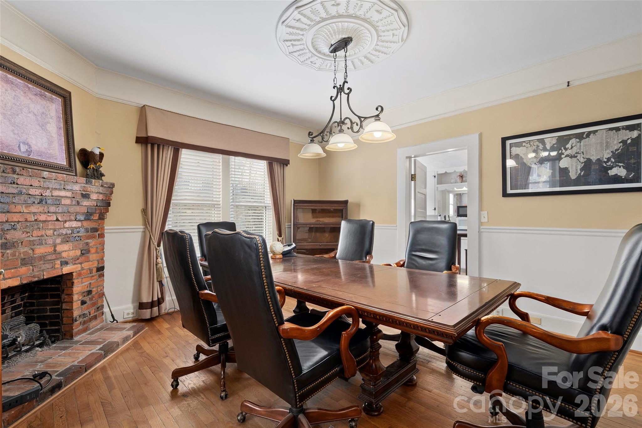 89 Walnut Street Property Photo 5