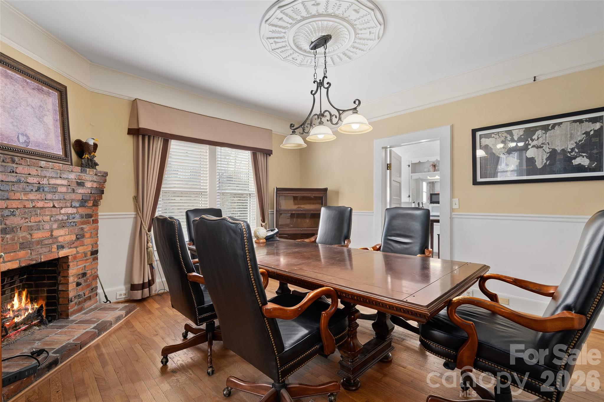 89 Walnut Street Property Photo 6