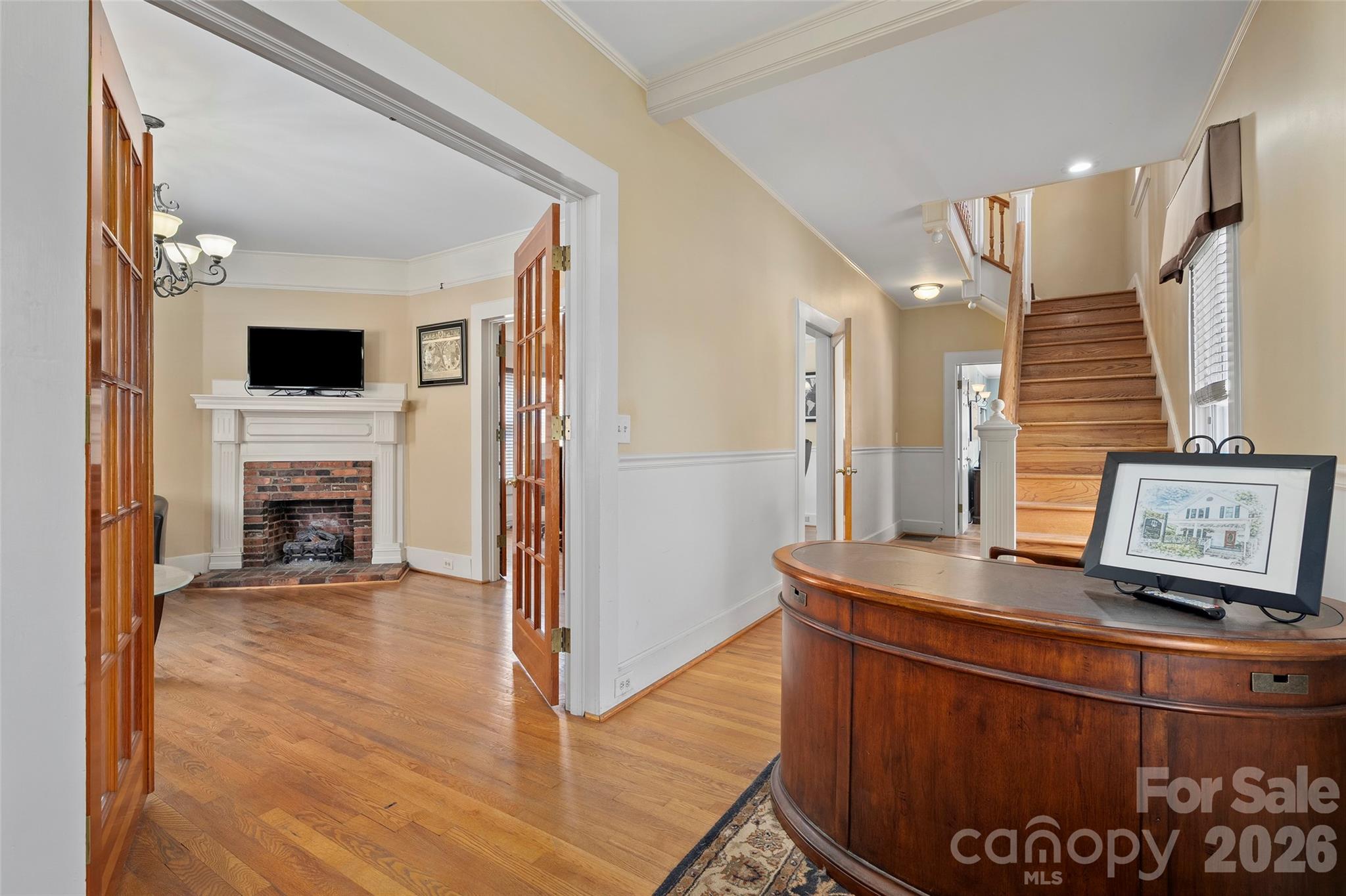 89 Walnut Street Property Photo 7