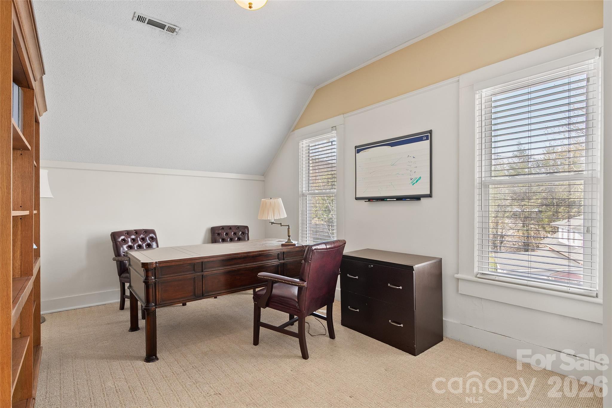 89 Walnut Street Property Photo 18