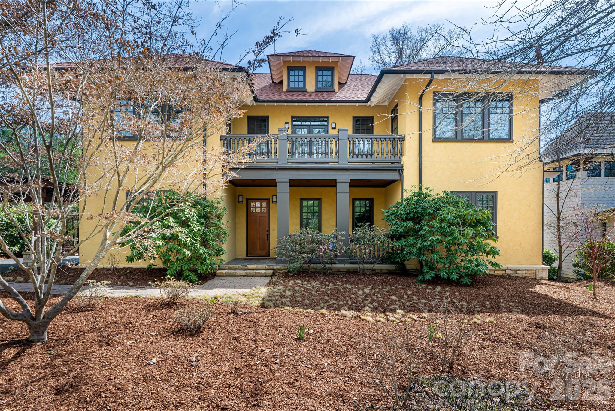 236 Racquet Club Road Property Photo 3