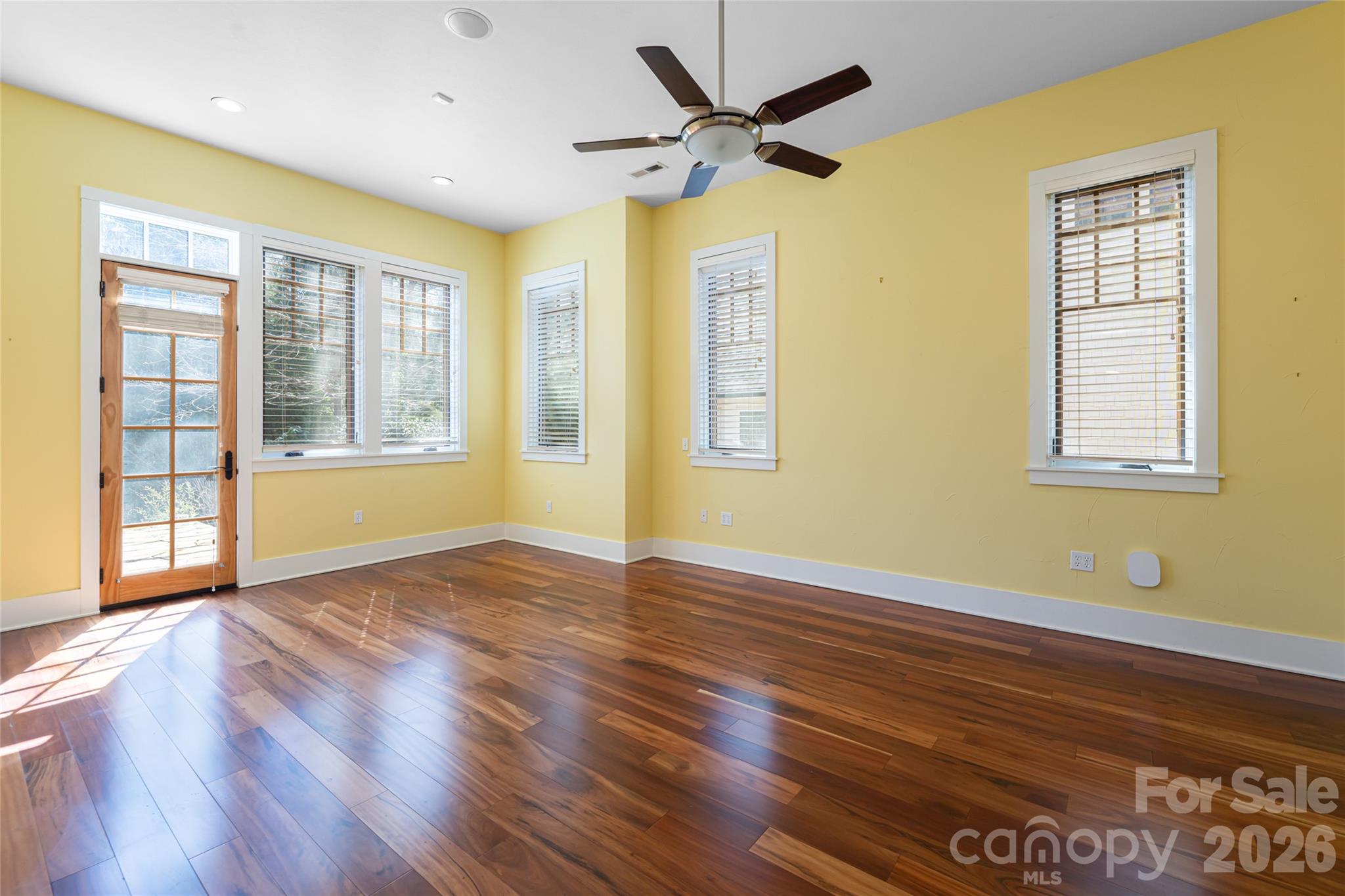 236 Racquet Club Road Property Photo 13
