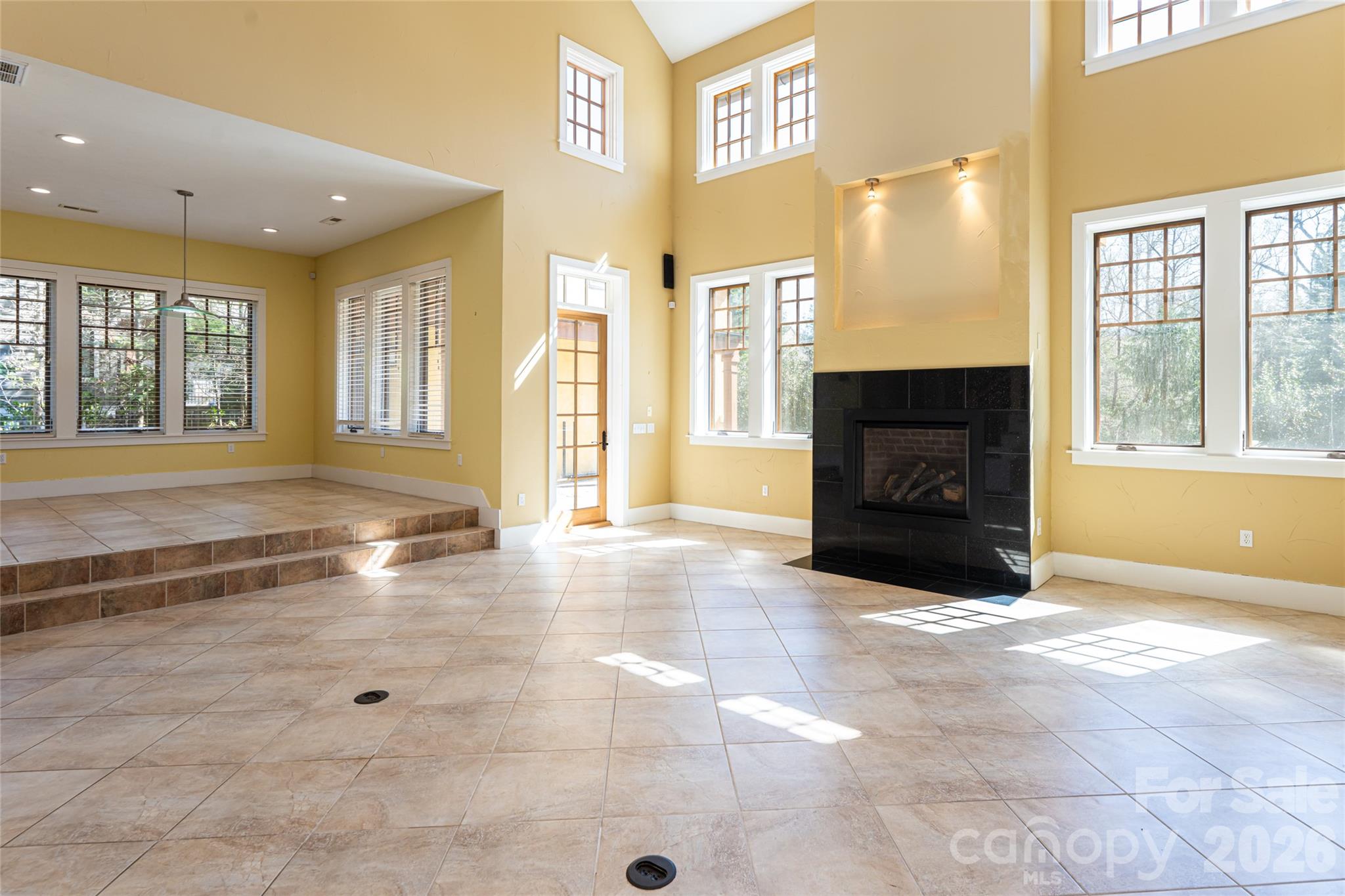 236 Racquet Club Road Property Photo 22