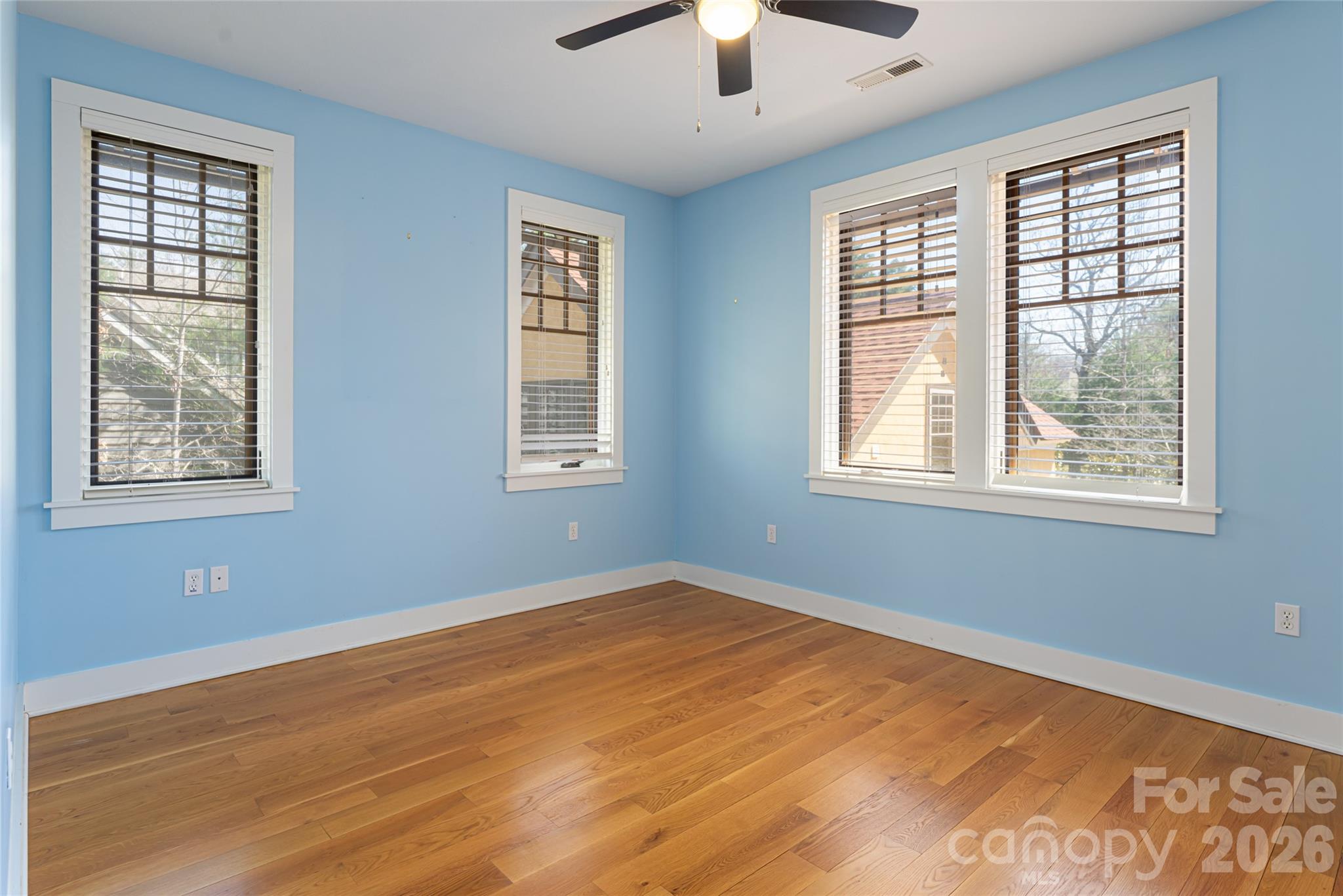 236 Racquet Club Road Property Photo 31