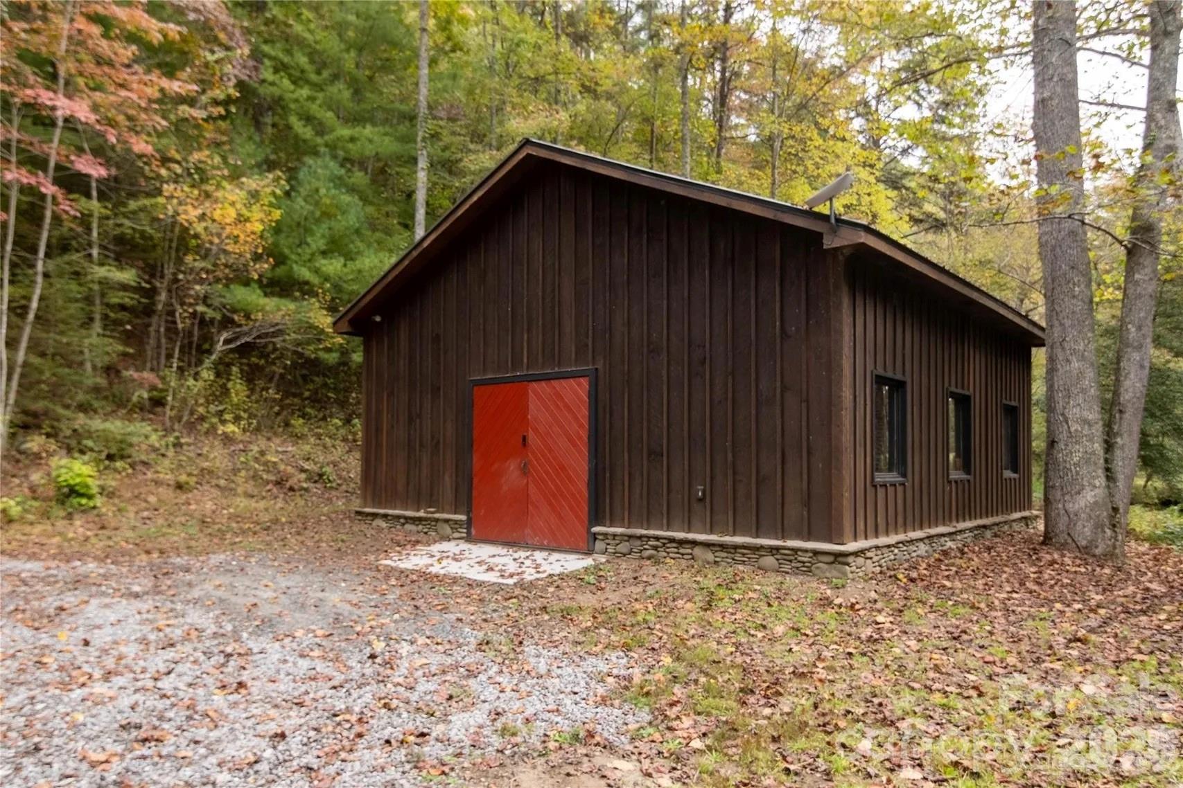 2108 River Hill Road Property Photo 36