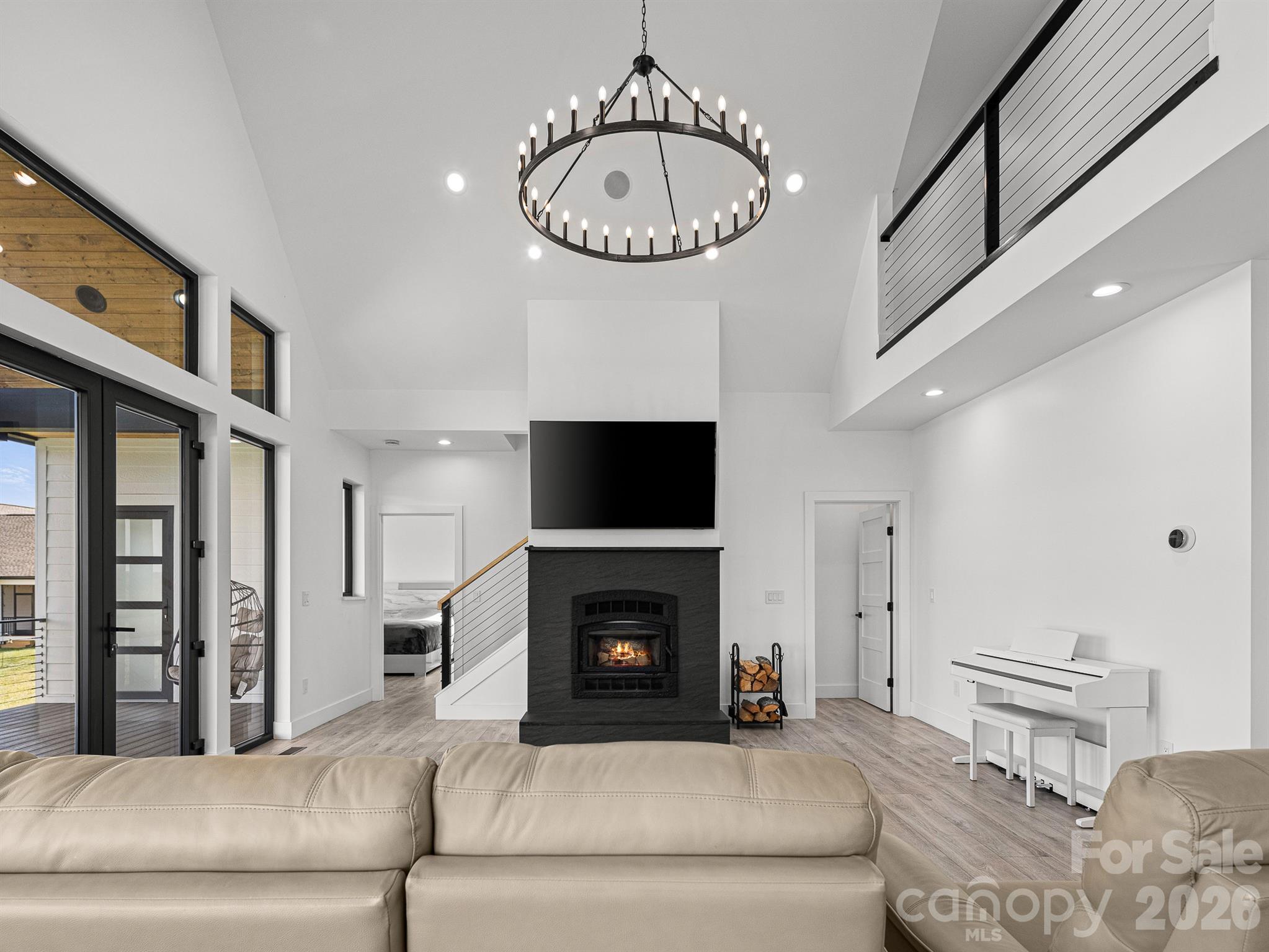1026 Hillside Ridge Road Property Photo 6