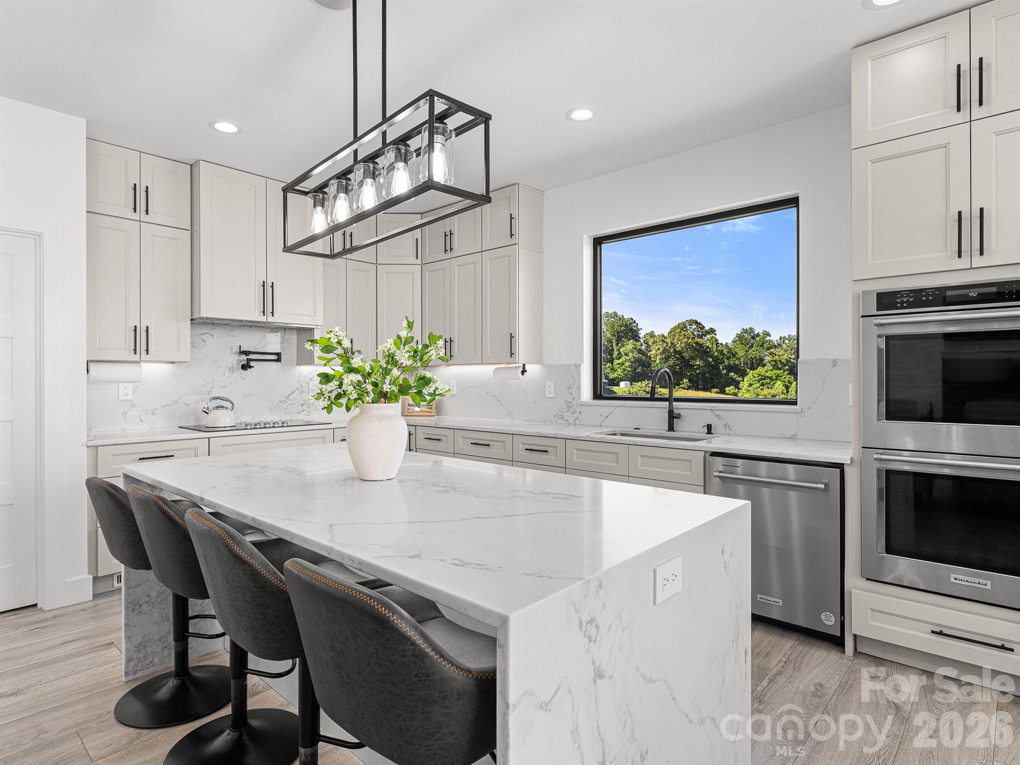 1026 Hillside Ridge Road Property Photo 8
