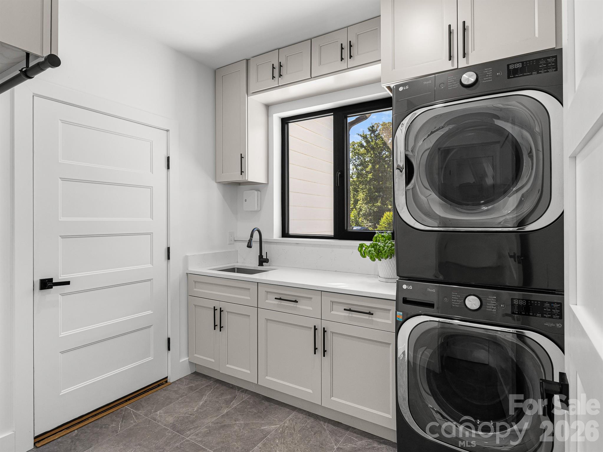 1026 Hillside Ridge Road Property Photo 19