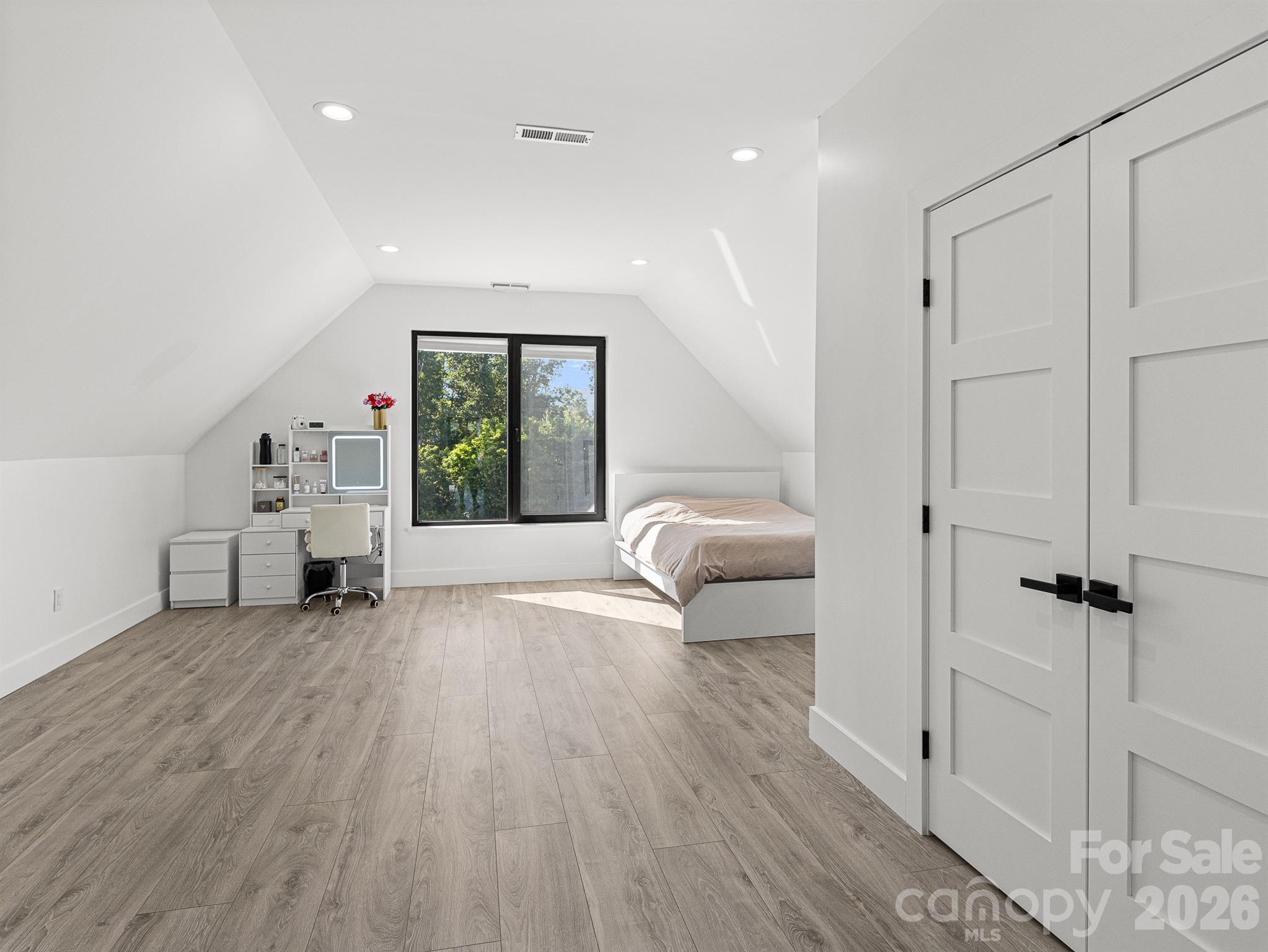 1026 Hillside Ridge Road Property Photo 25