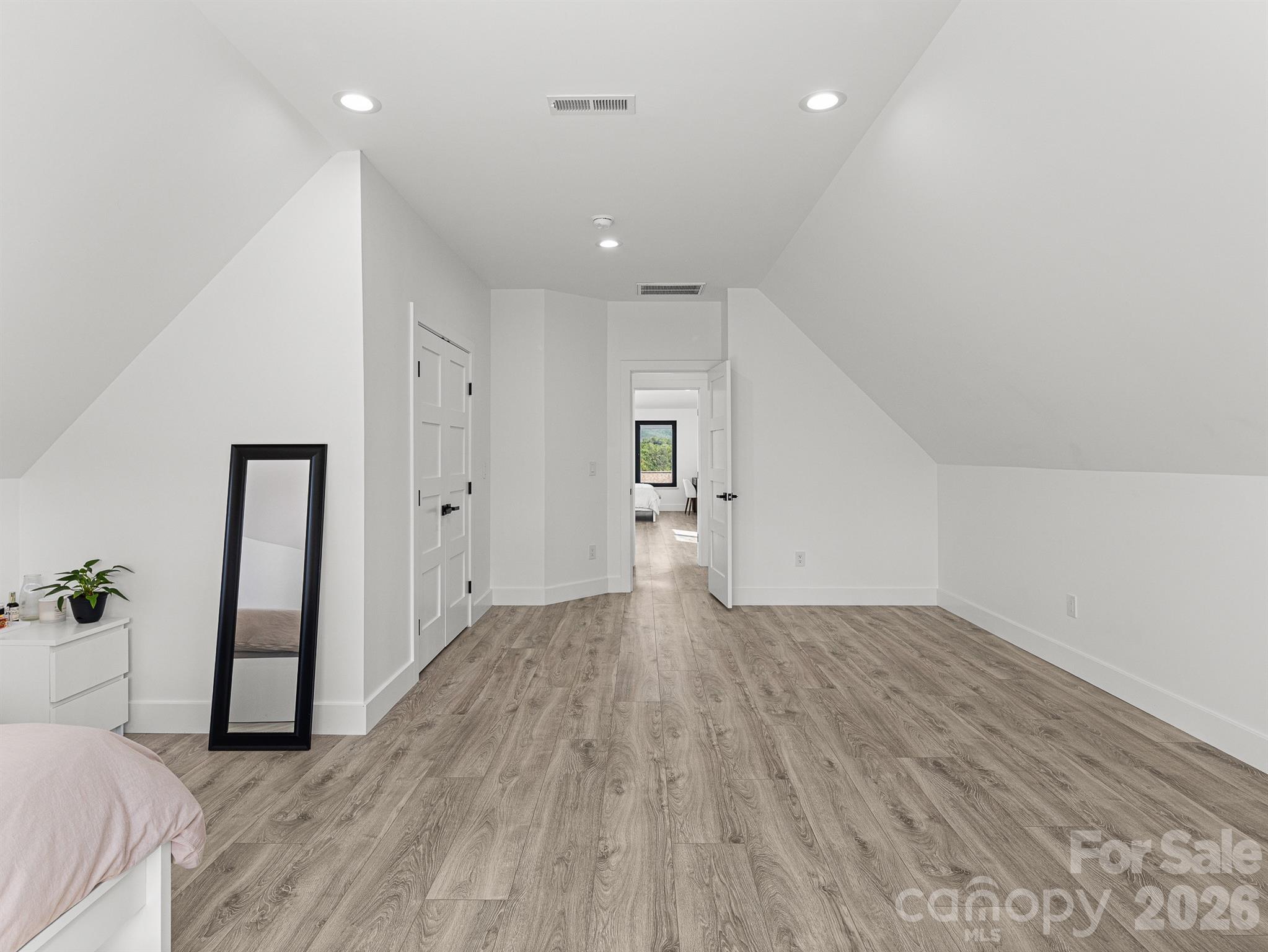 1026 Hillside Ridge Road Property Photo 26