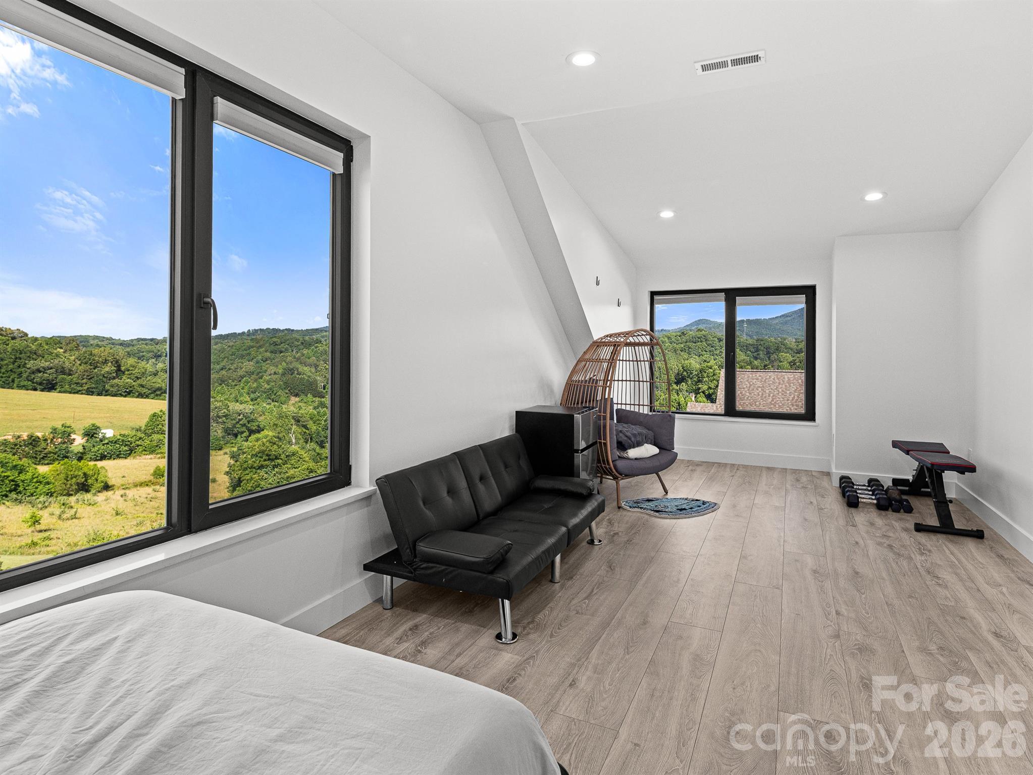 1026 Hillside Ridge Road Property Photo 28