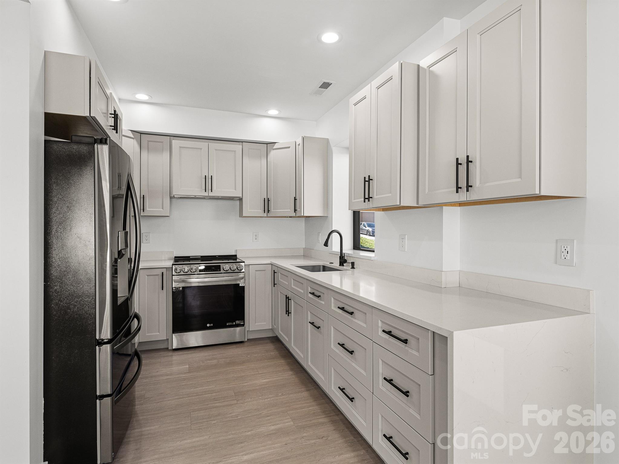 1026 Hillside Ridge Road Property Photo 32