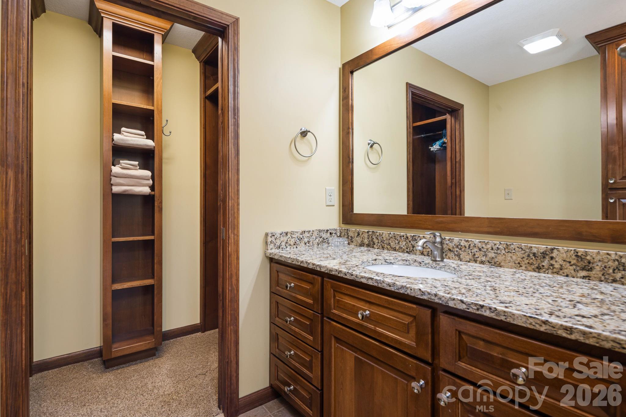 326 El Miner Drive Property Photo 11