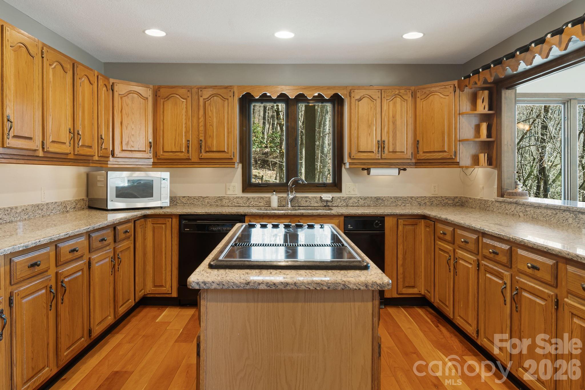 326 El Miner Drive Property Photo 12