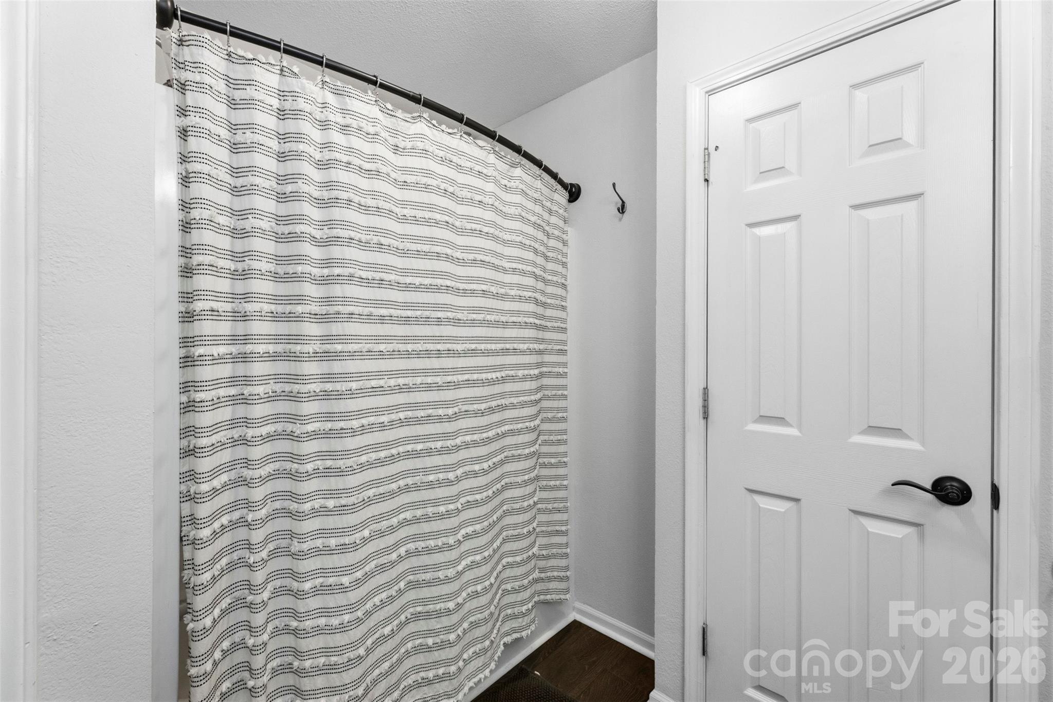 3924 Mohawk Court Property Photo 10