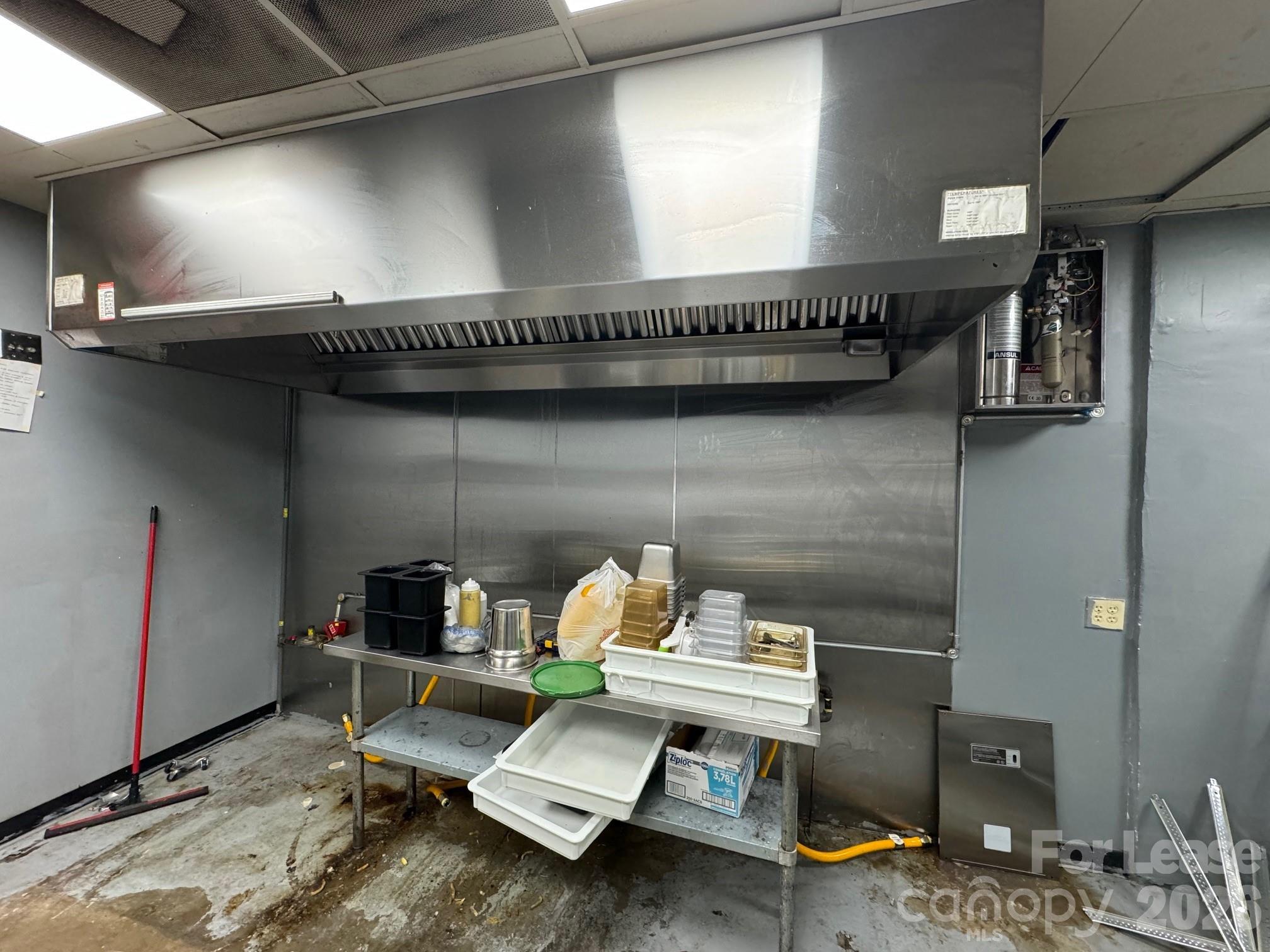 127 Locust Street Property Photo 2