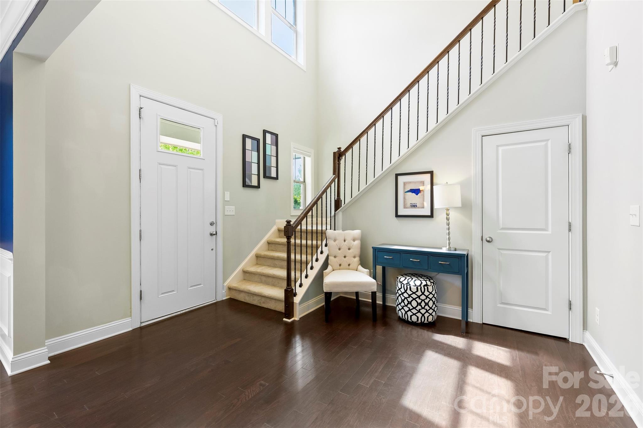 220 Kingsdown Avenue Property Photo 10