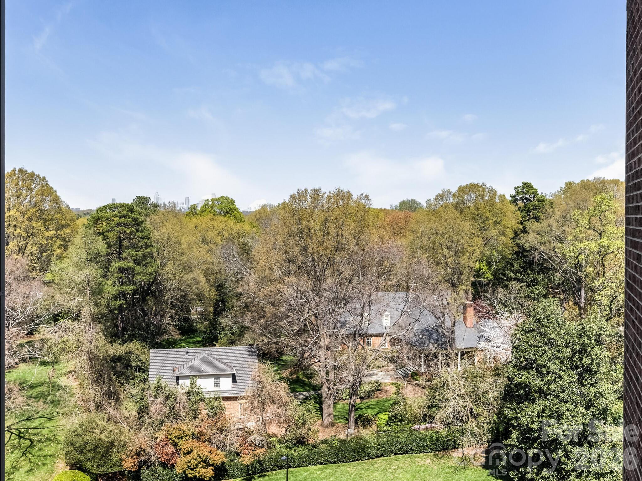 2633 Richardson Drive 8b Property Photo 12