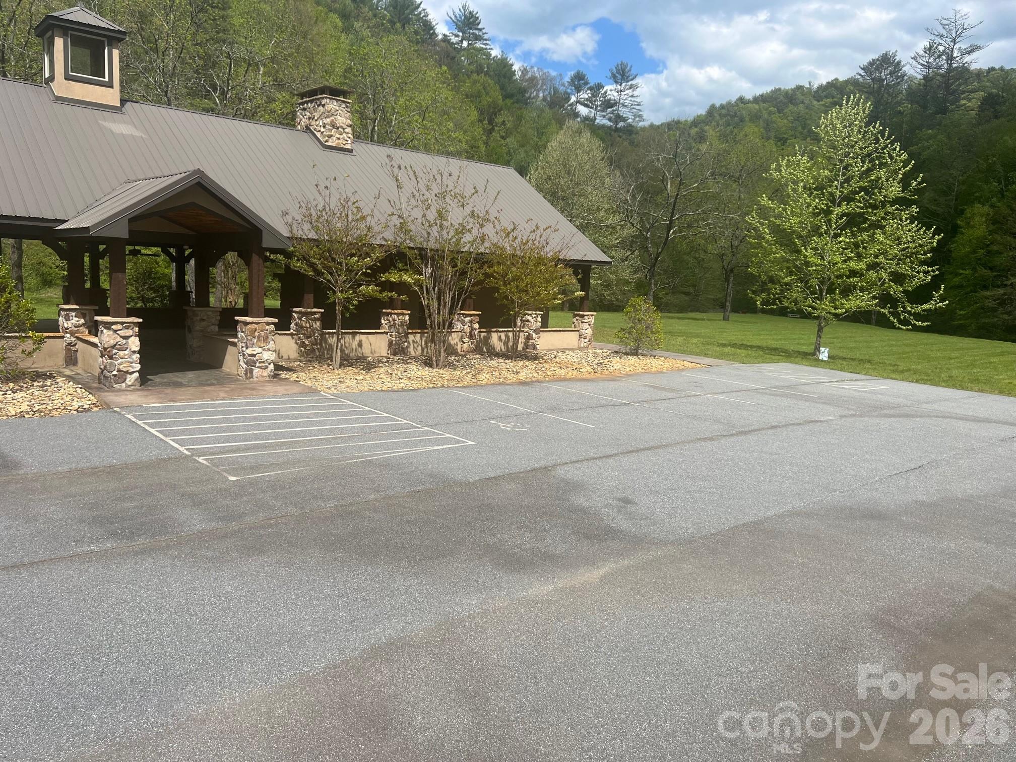 531 Roca Vista Drive Property Photo 3