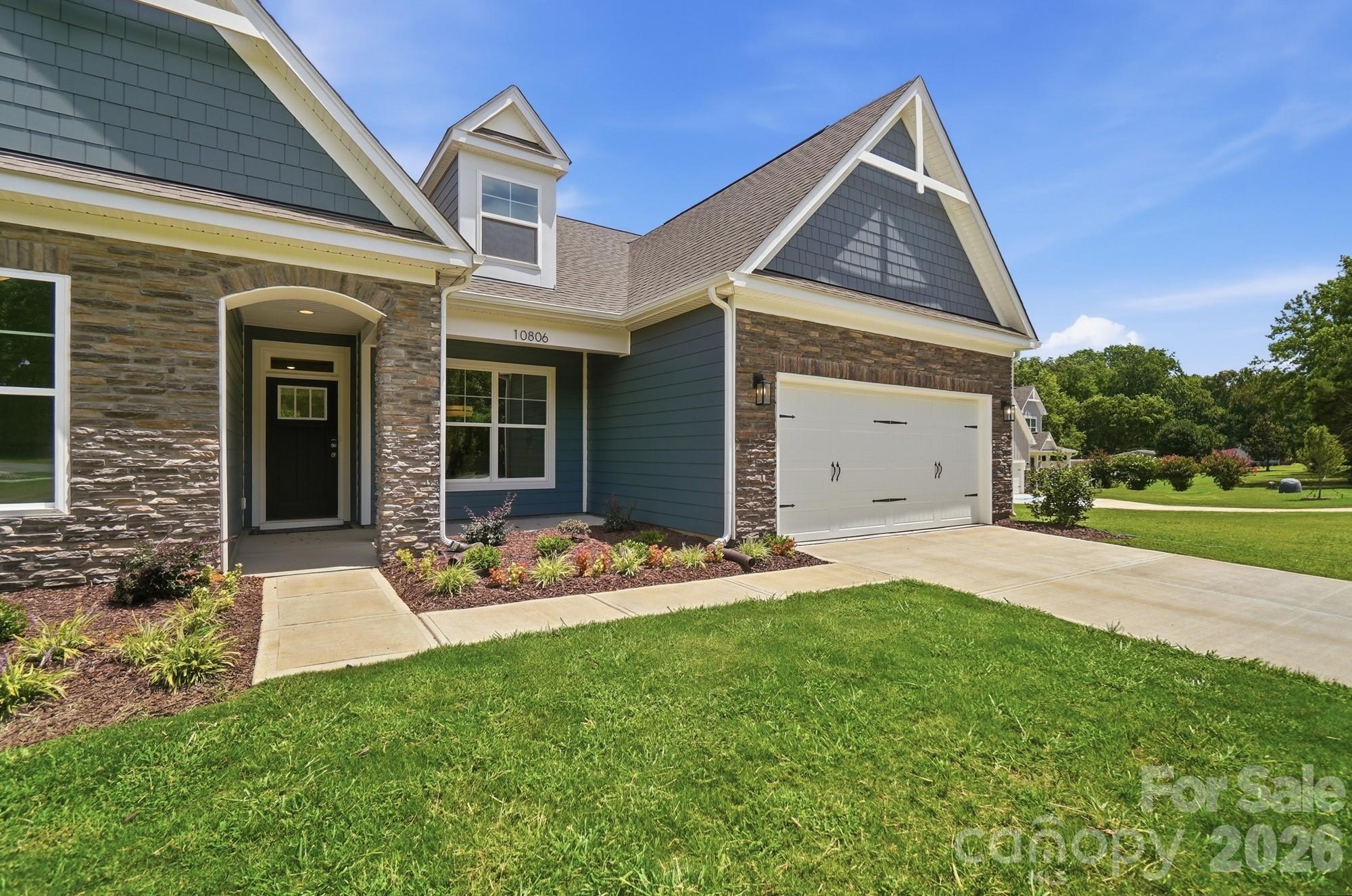 10806 Coble Road Property Photo 3