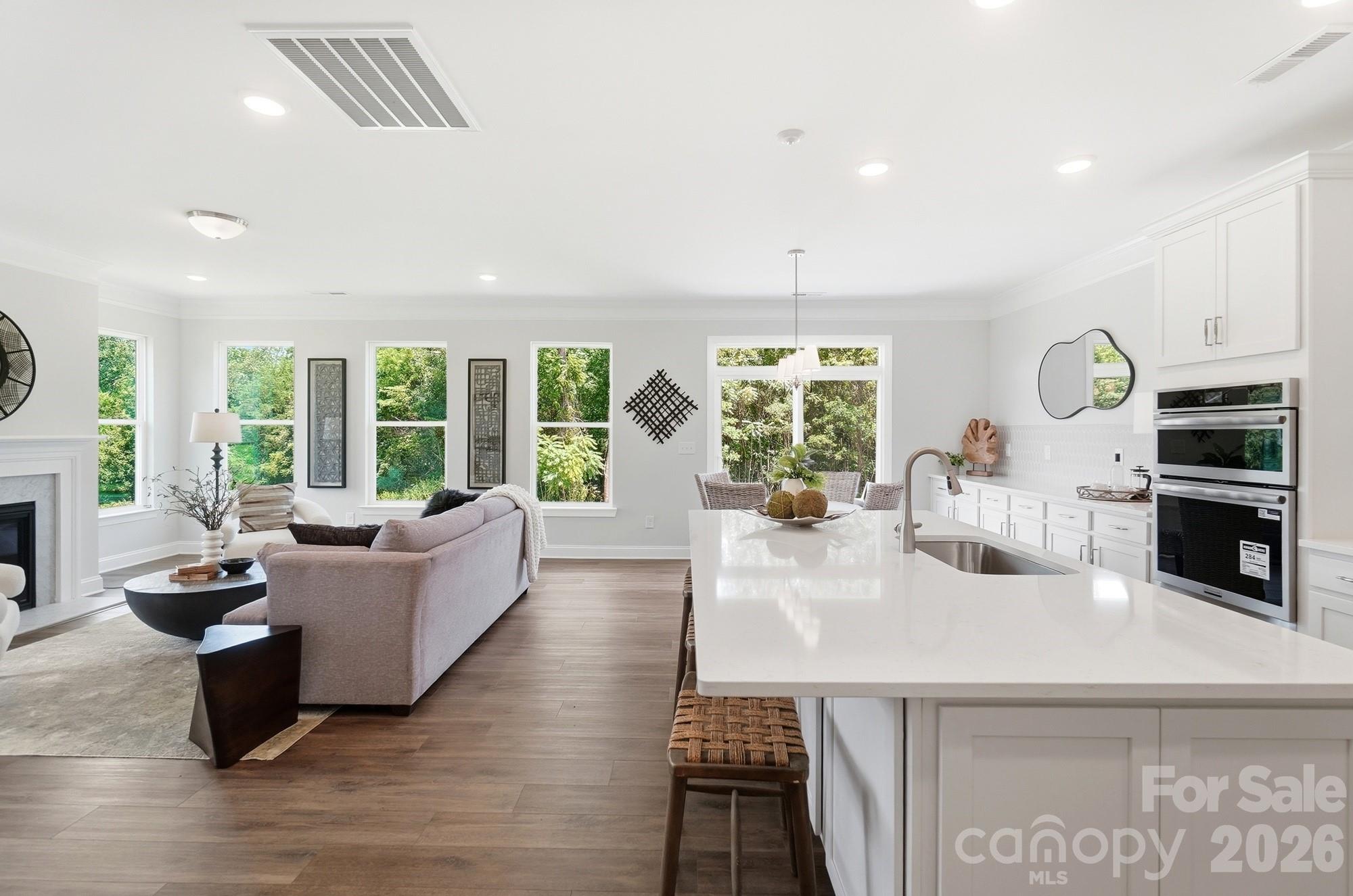 10806 Coble Road Property Photo 11