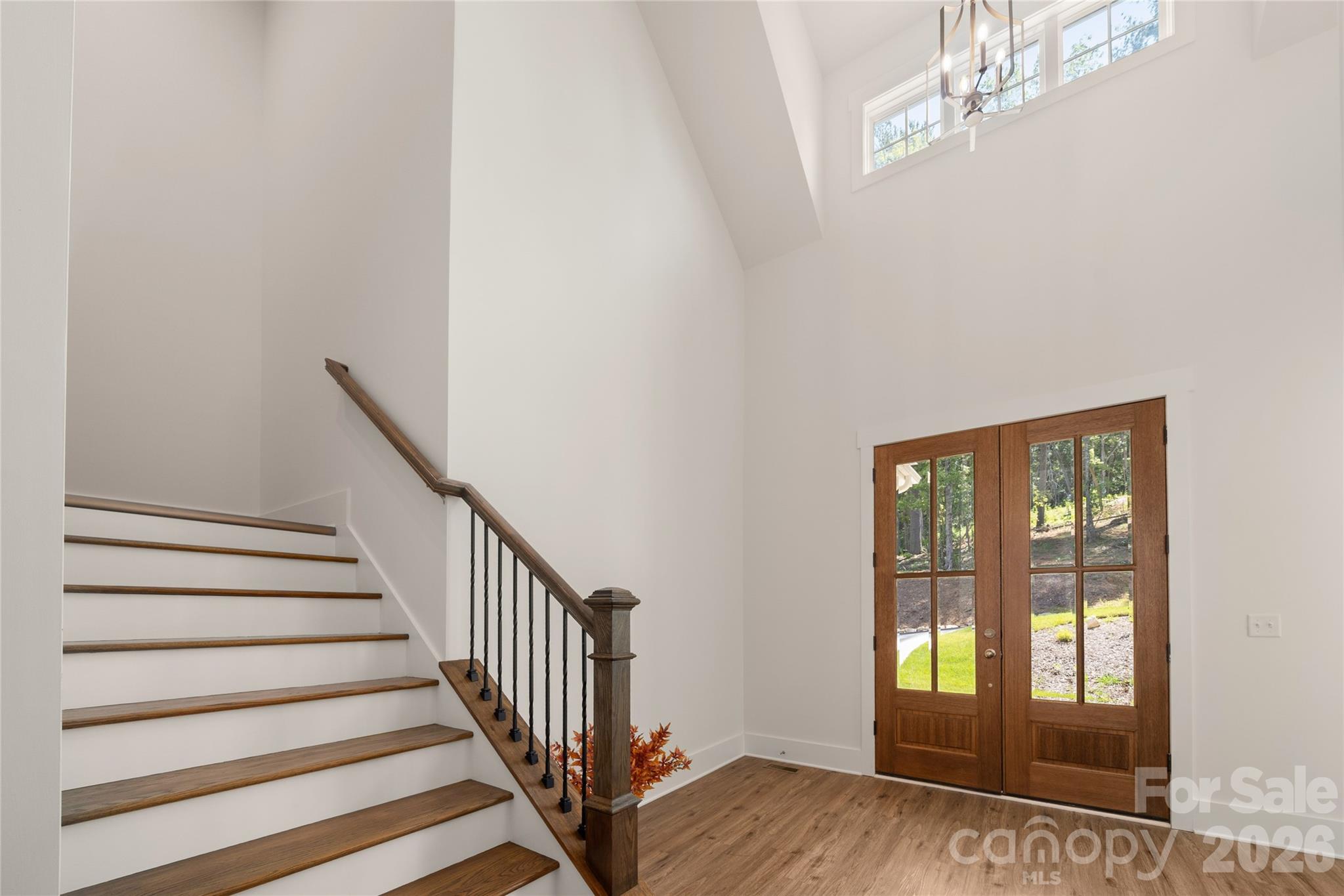 227 Northview Drive 22 Property Photo 6