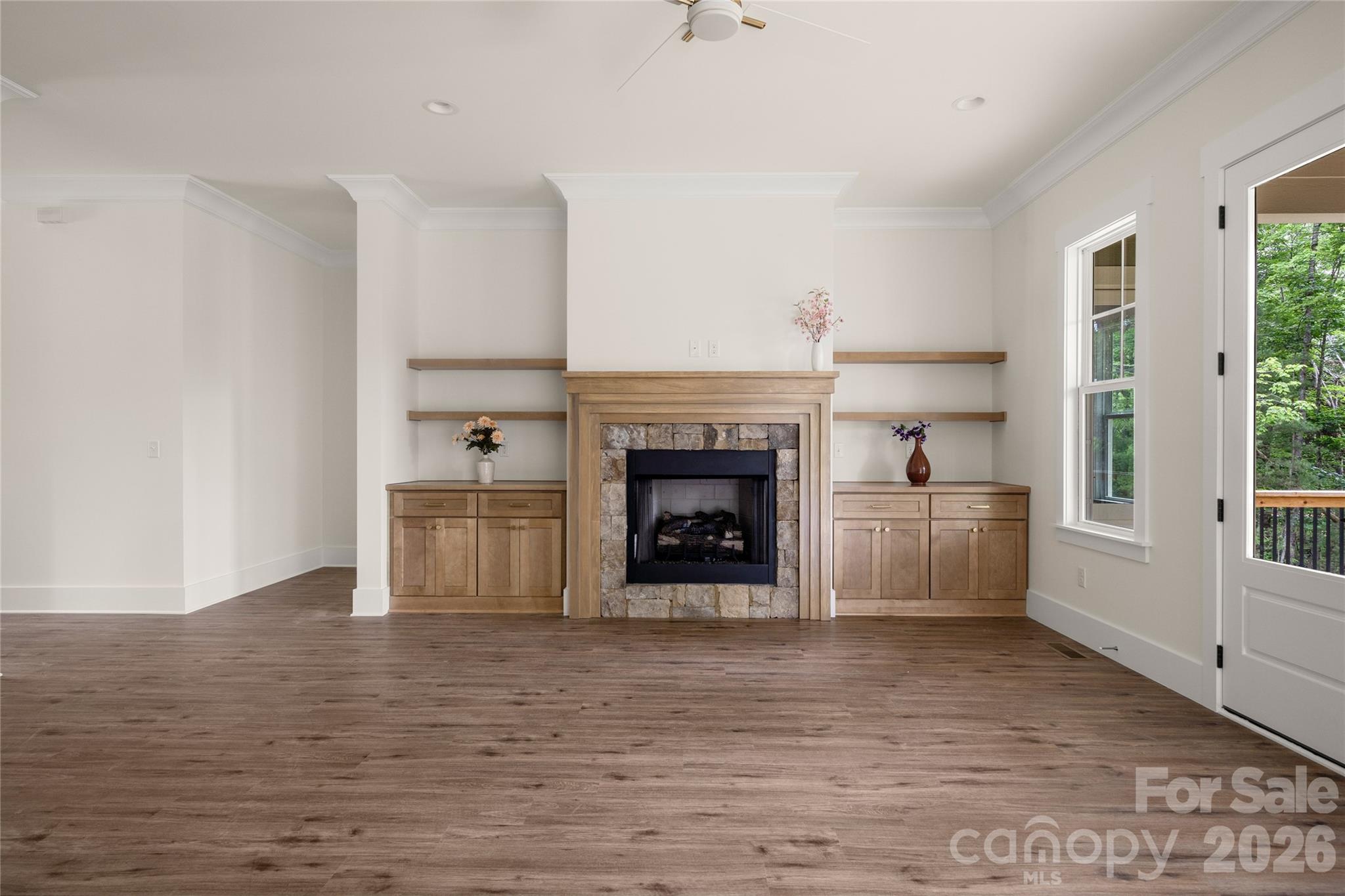 227 Northview Drive 22 Property Photo 8