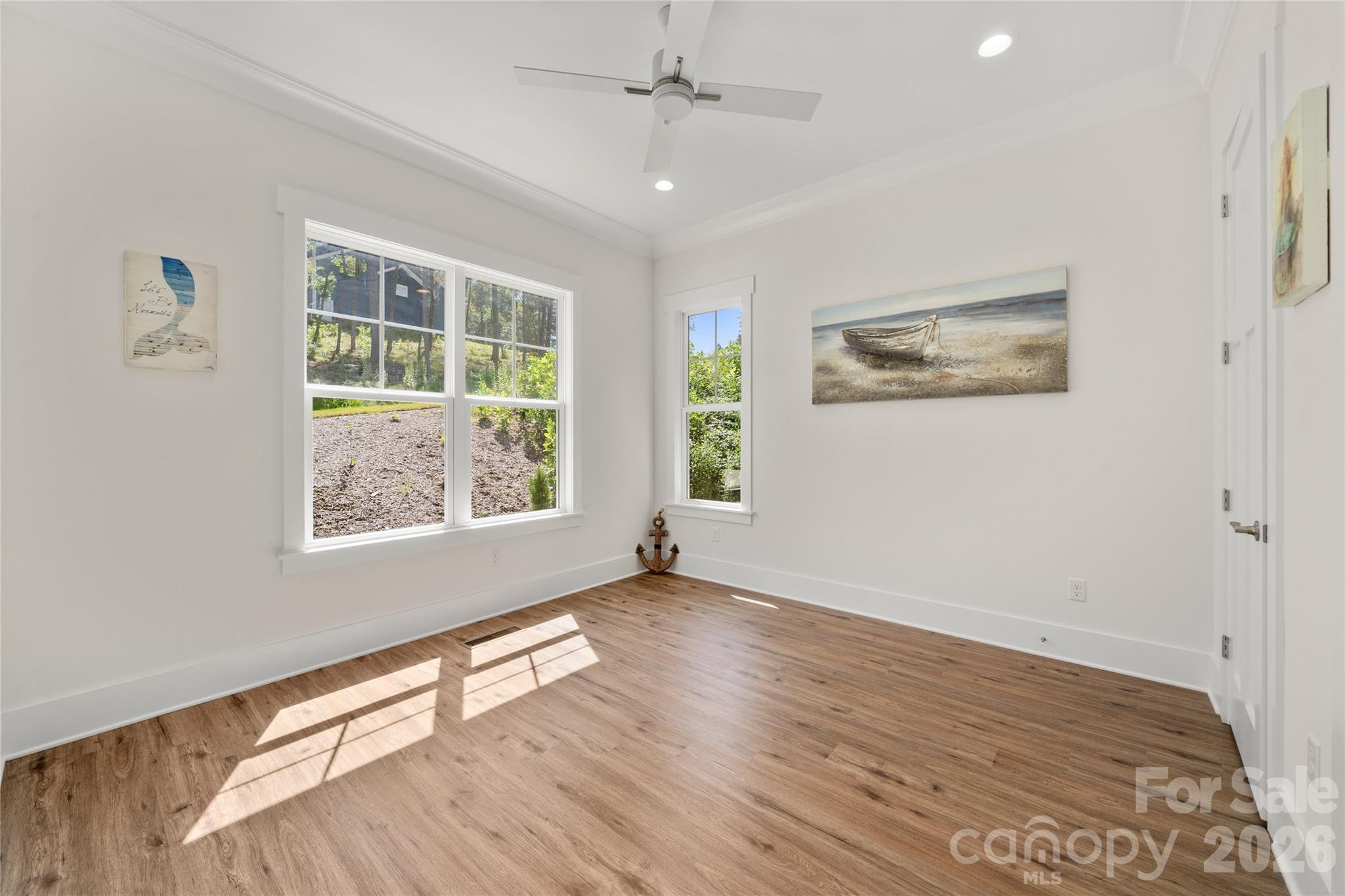 227 Northview Drive 22 Property Photo 8