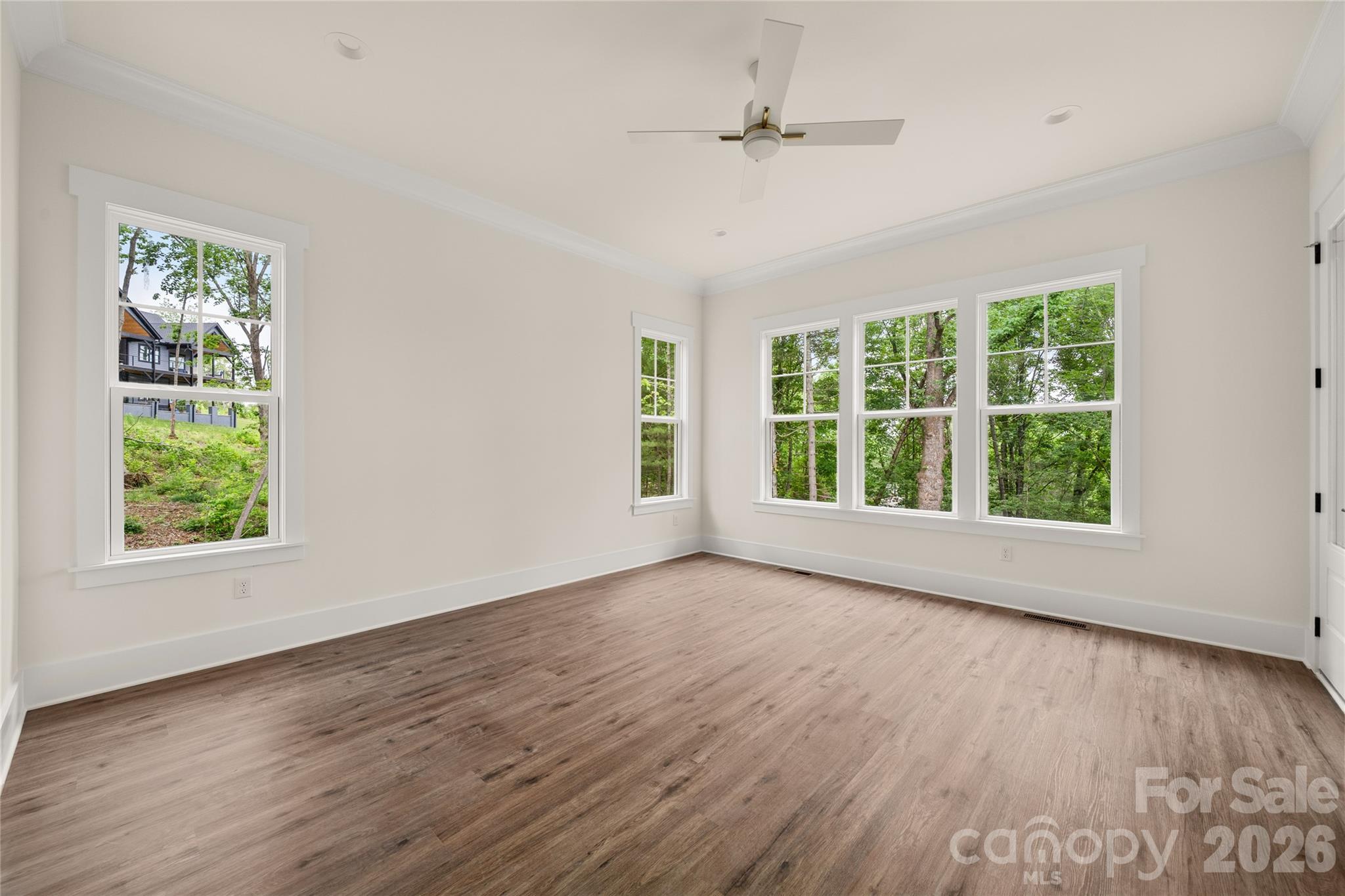 227 Northview Drive 22 Property Photo 19
