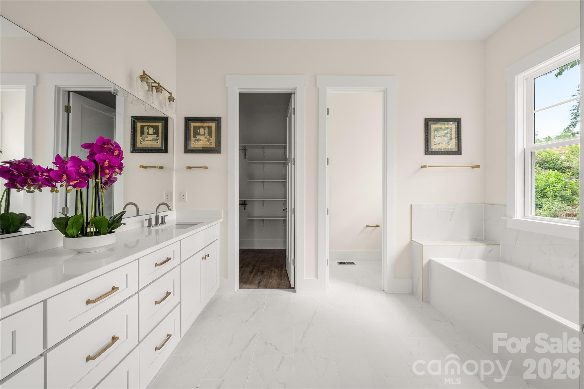 227 Northview Drive 22 Property Photo 21
