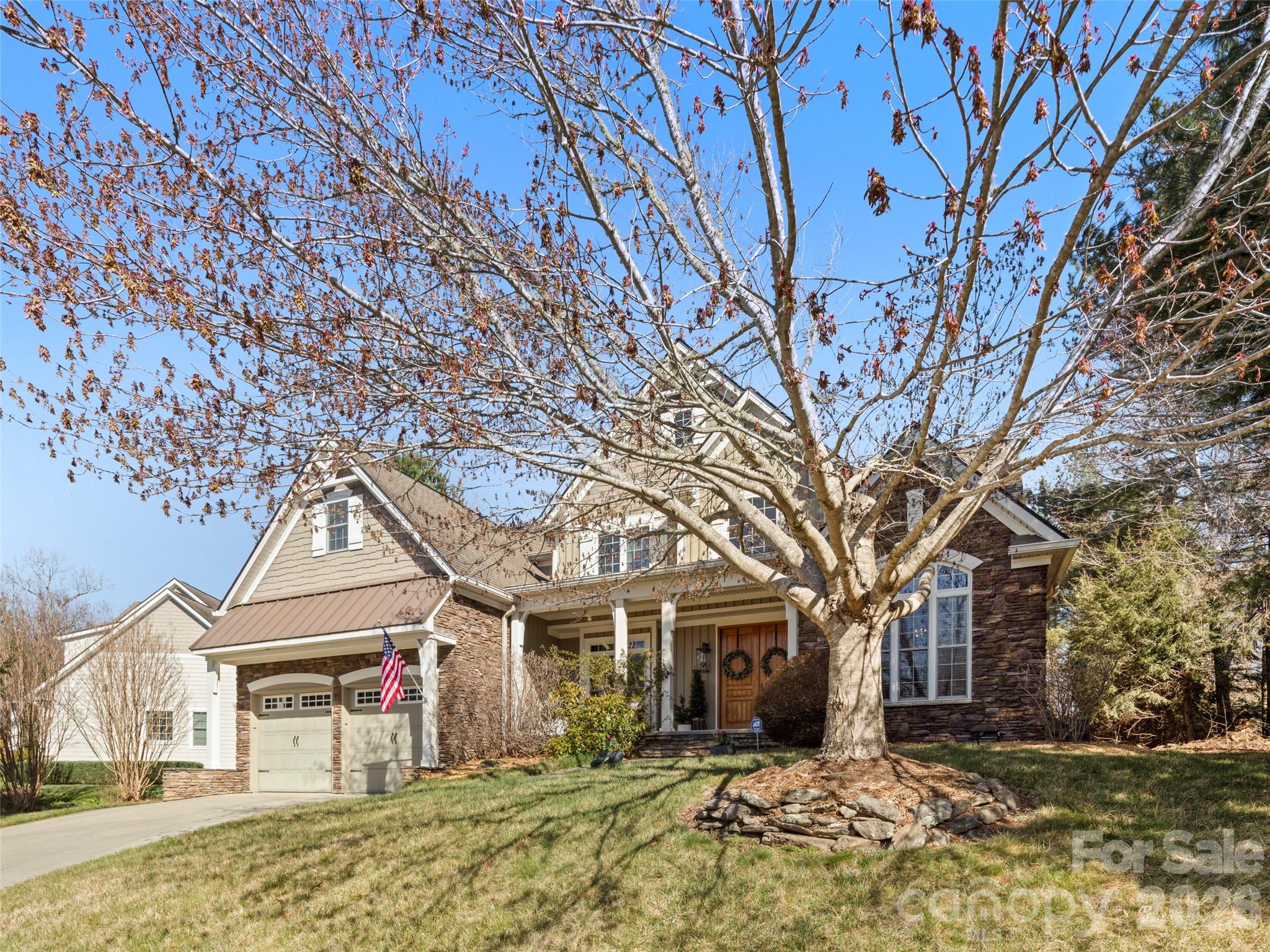 47 Ledgestone Drive Property Photo 2
