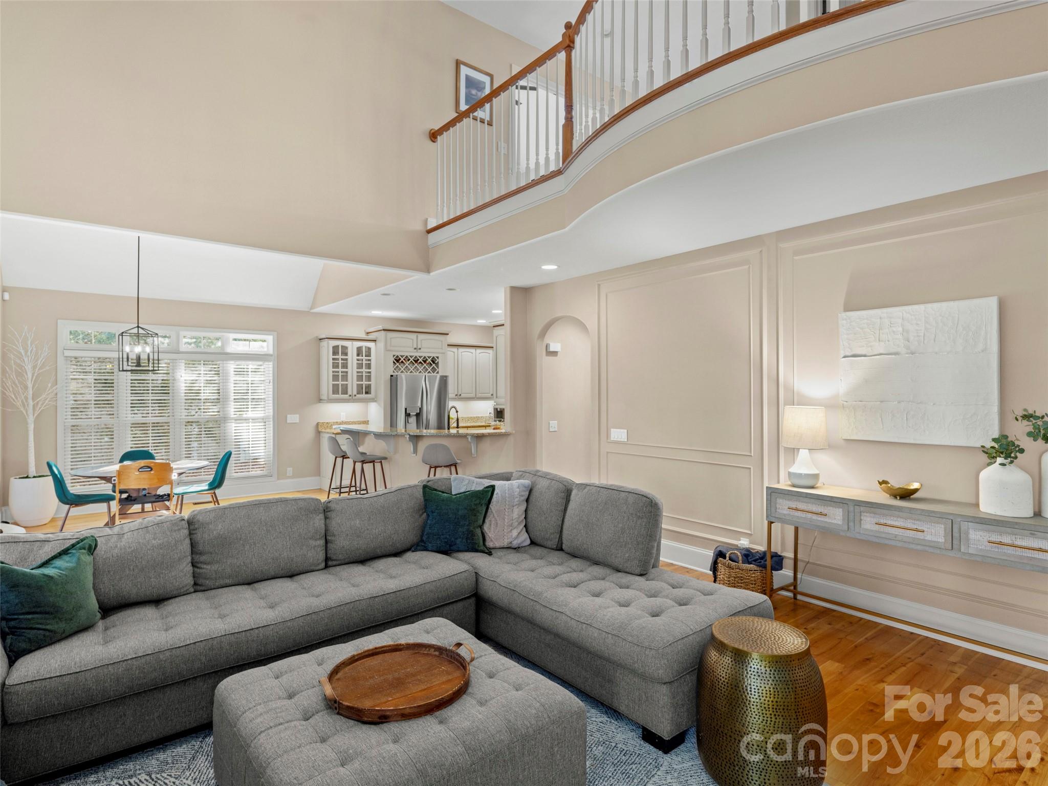 47 Ledgestone Drive Property Photo 8