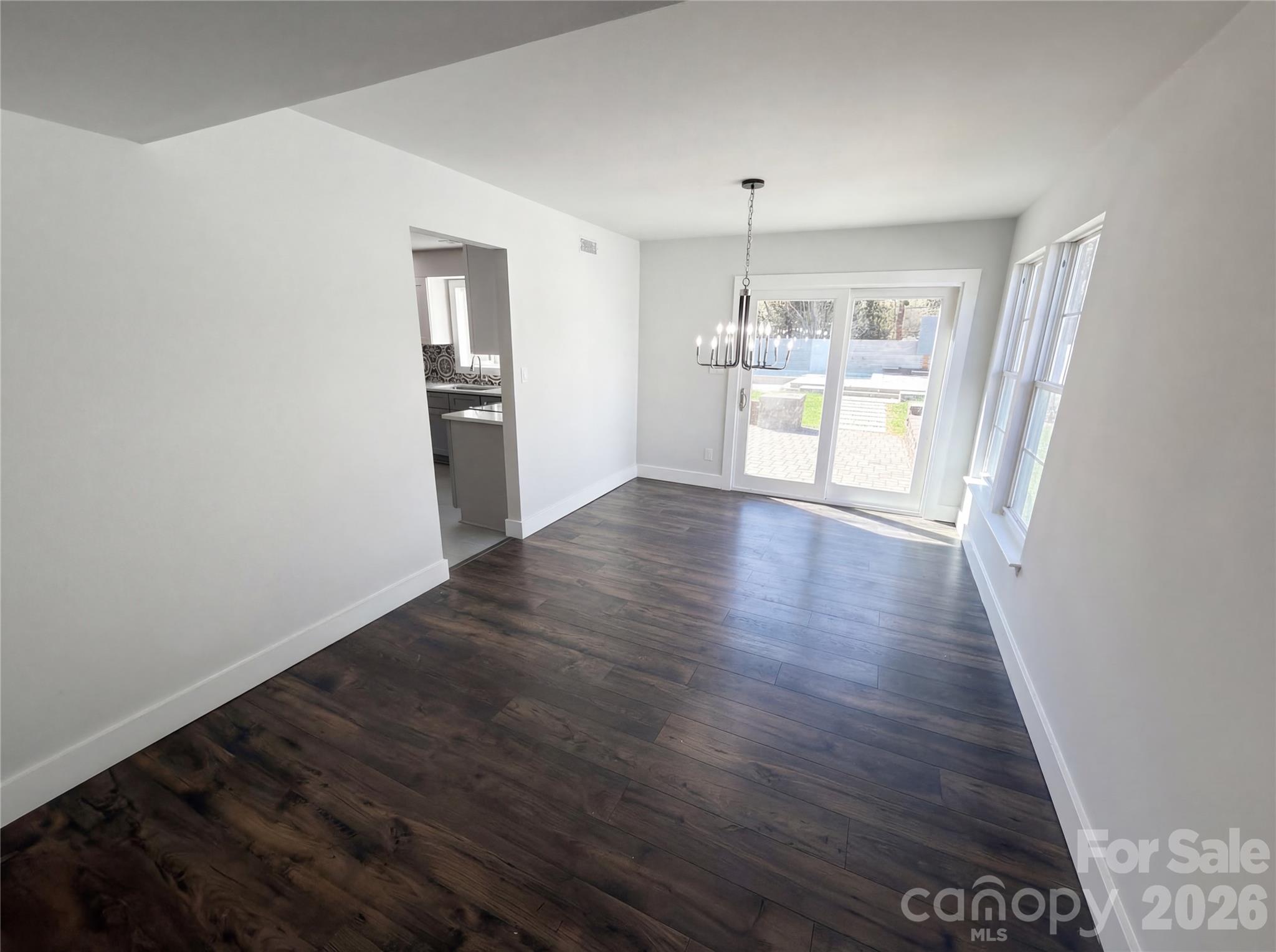 12015 Landen Drive Property Photo 7