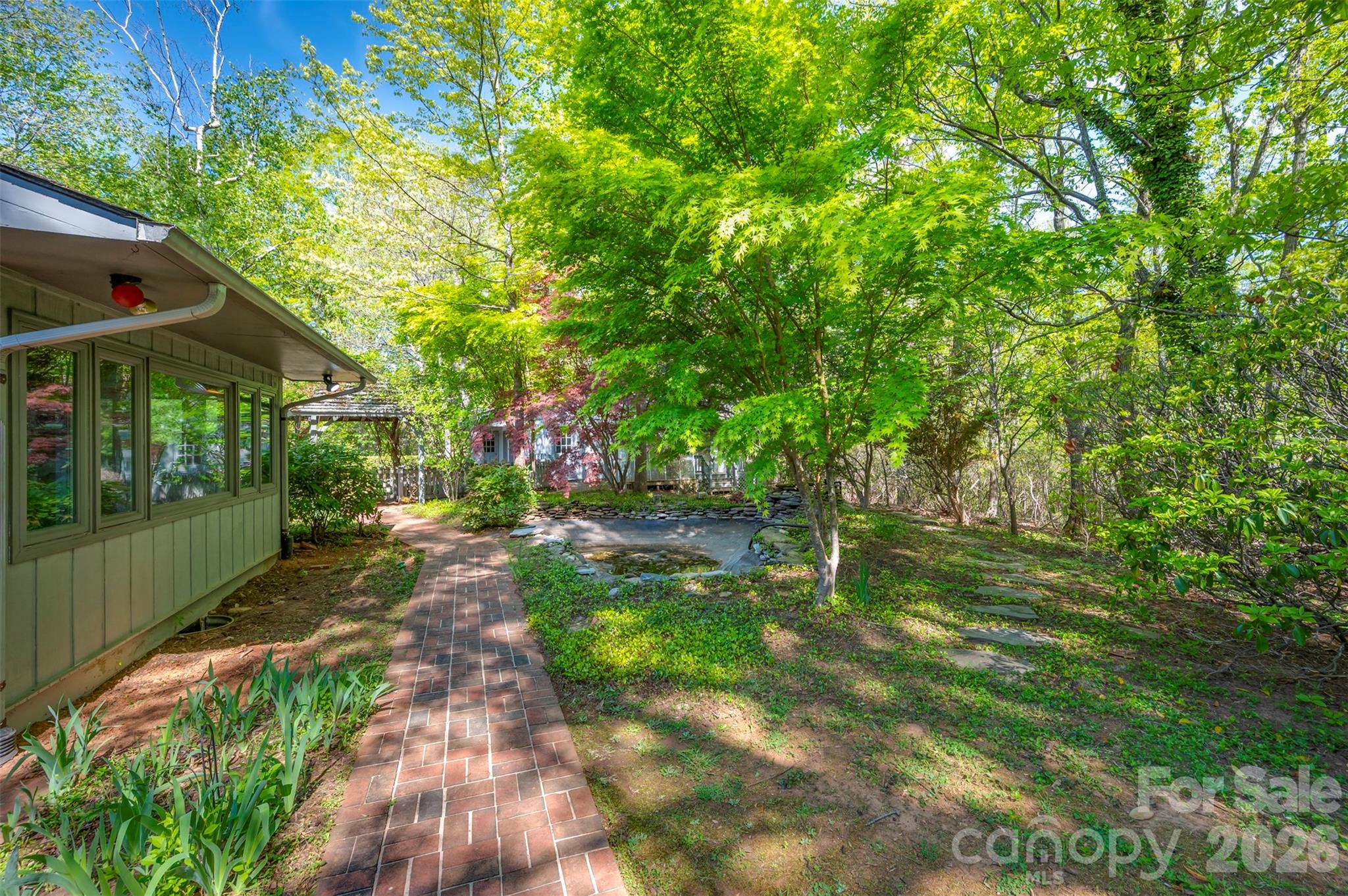 176 Fox Run Lane Property Photo 5