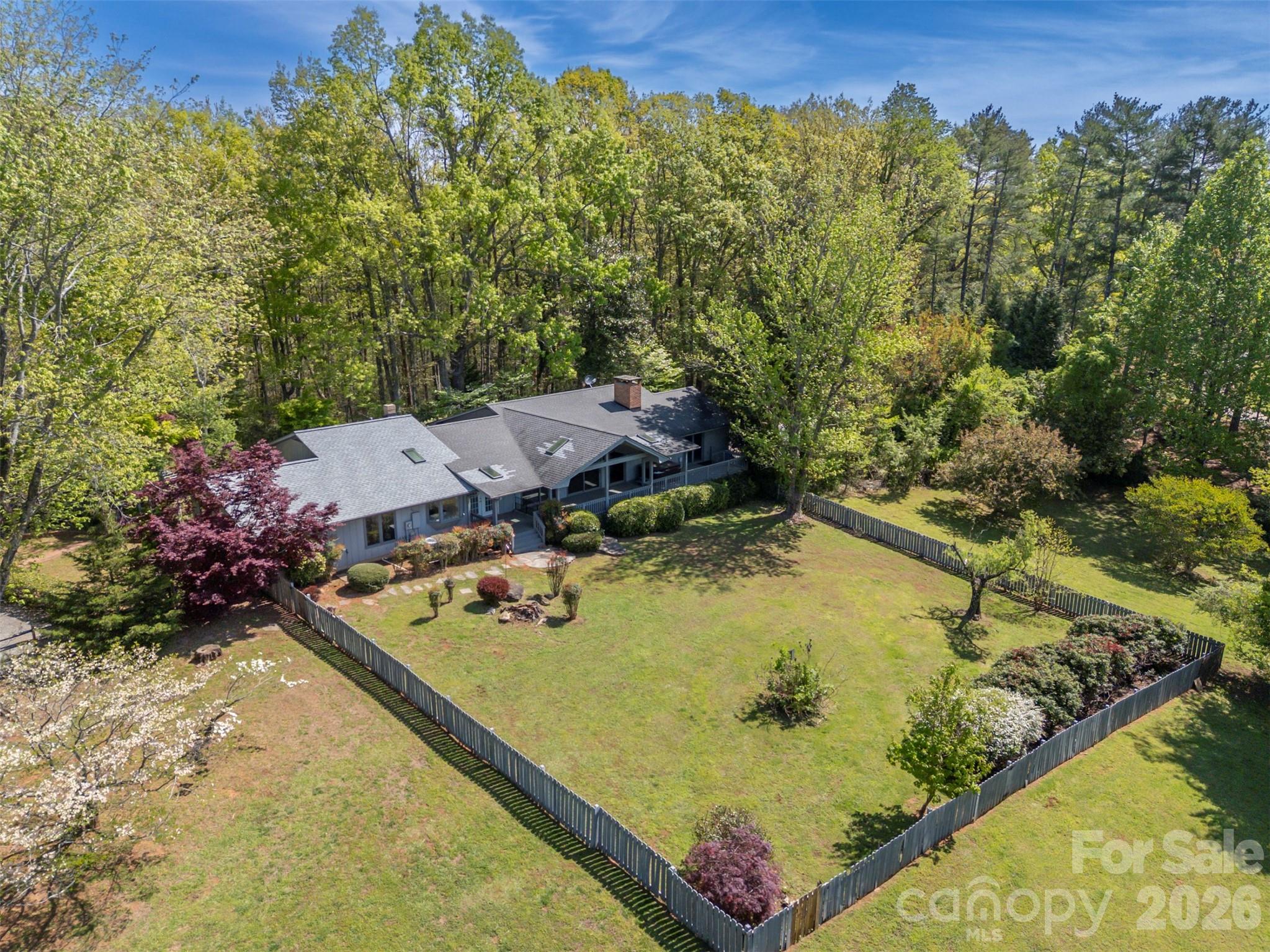 176 Fox Run Lane Property Photo 10