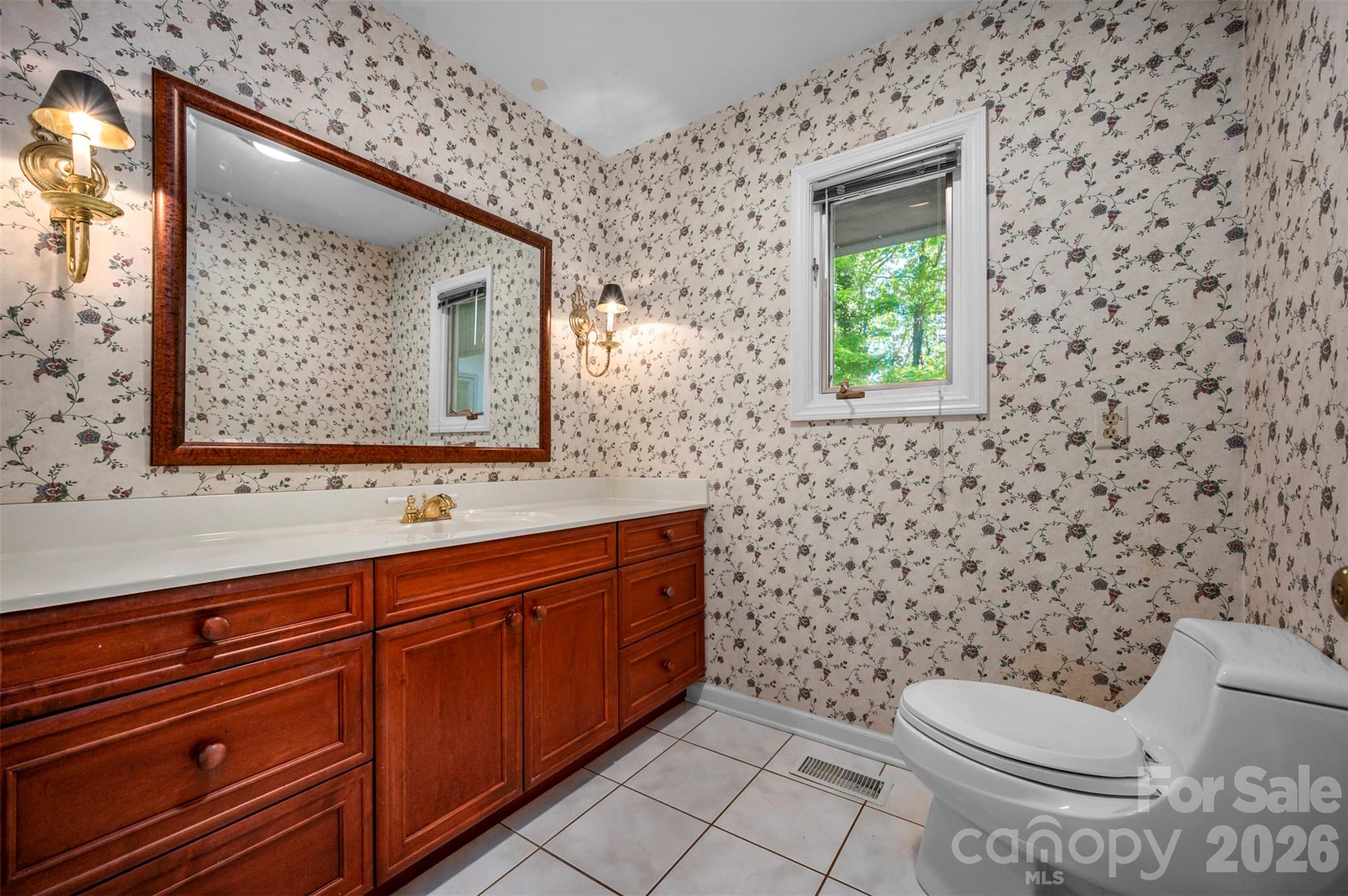 176 Fox Run Lane Property Photo 18