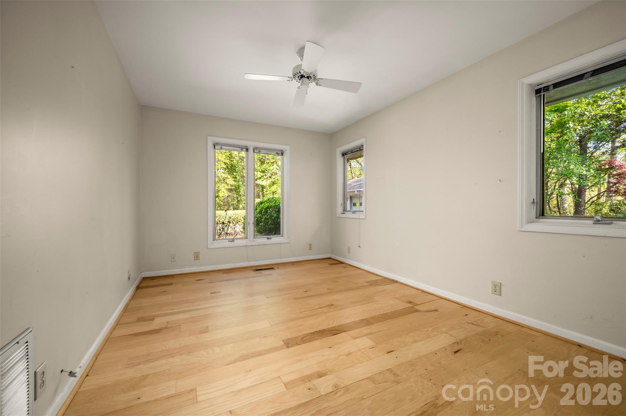 176 Fox Run Lane Property Photo 19