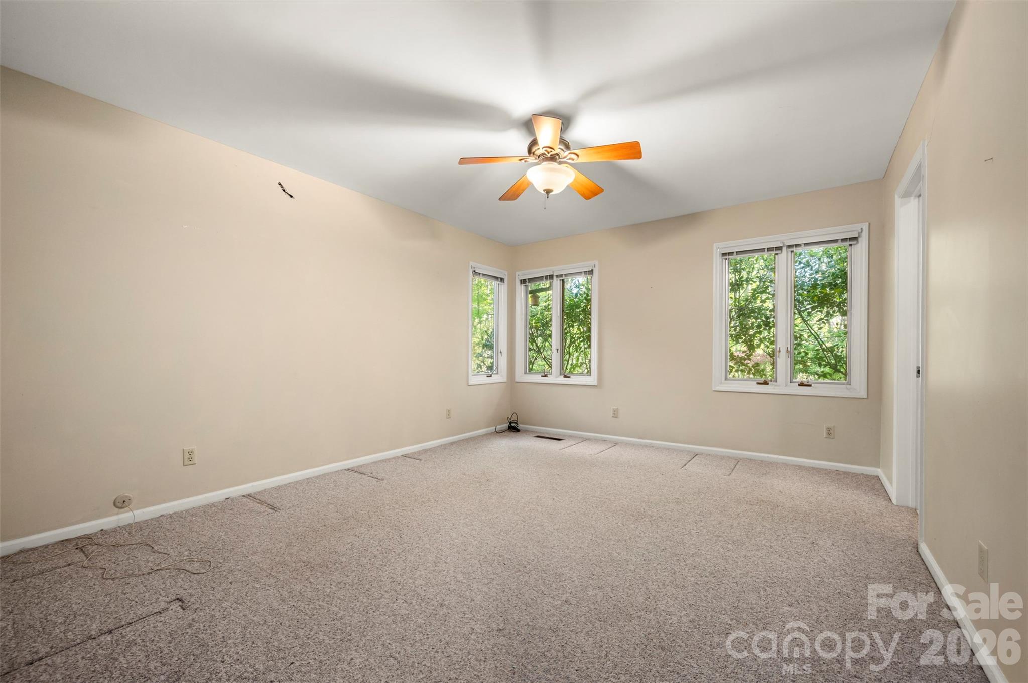 176 Fox Run Lane Property Photo 26