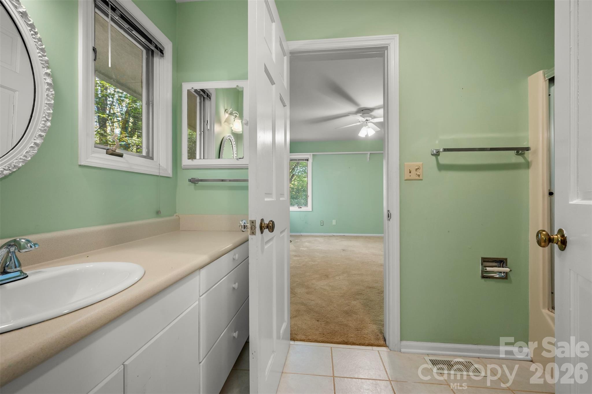 176 Fox Run Lane Property Photo 28