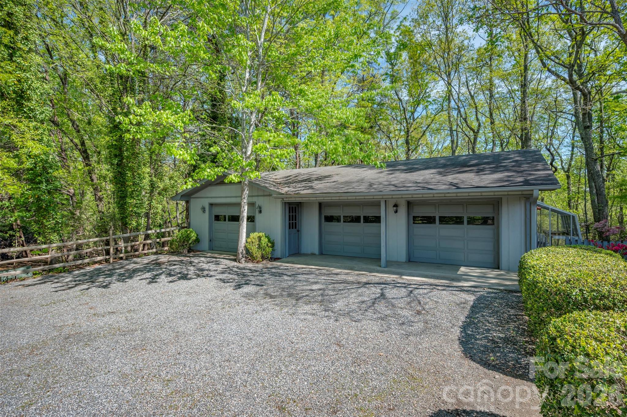 176 Fox Run Lane Property Photo 32