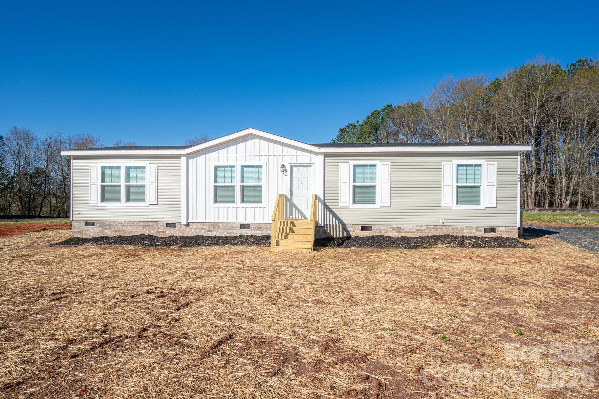 808 W Eagleview Lane Property Photo 4