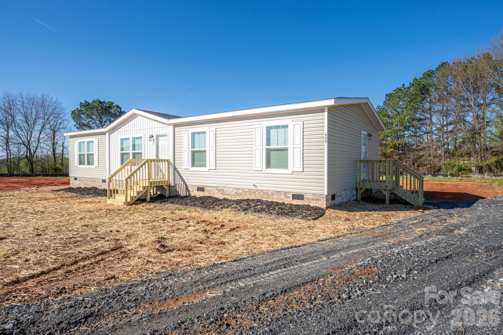 808 W Eagleview Lane Property Photo 7