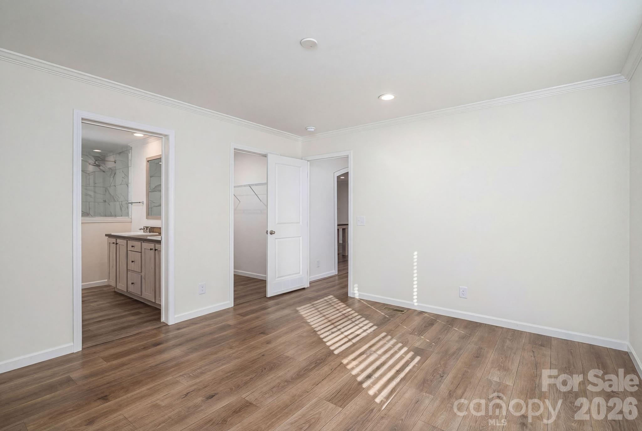 808 W Eagleview Lane Property Photo 26