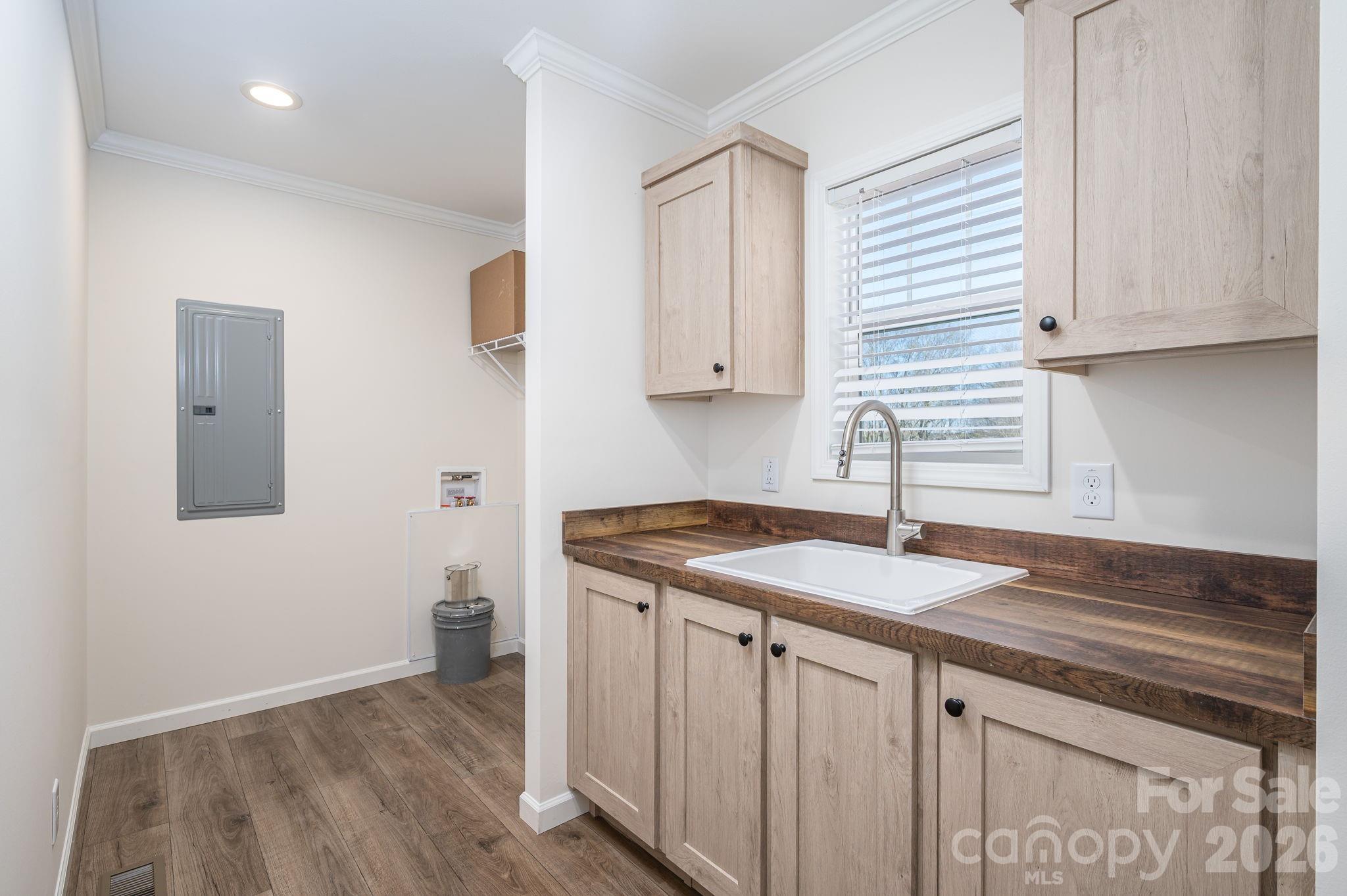808 W Eagleview Lane Property Photo 29