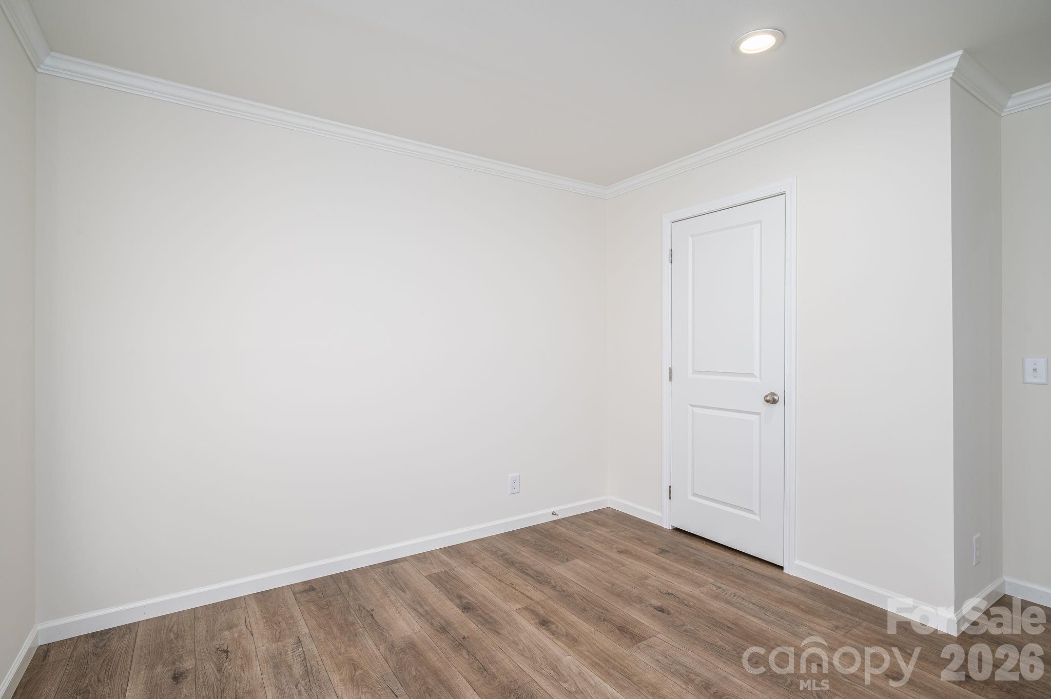 808 W Eagleview Lane Property Photo 35