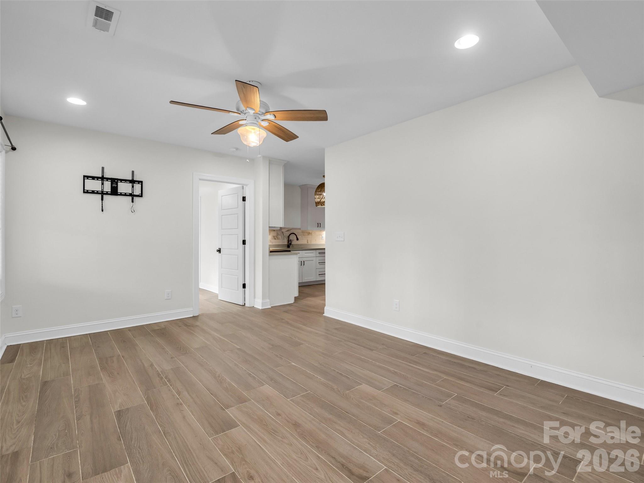 148 Fairway Drive Property Photo 34