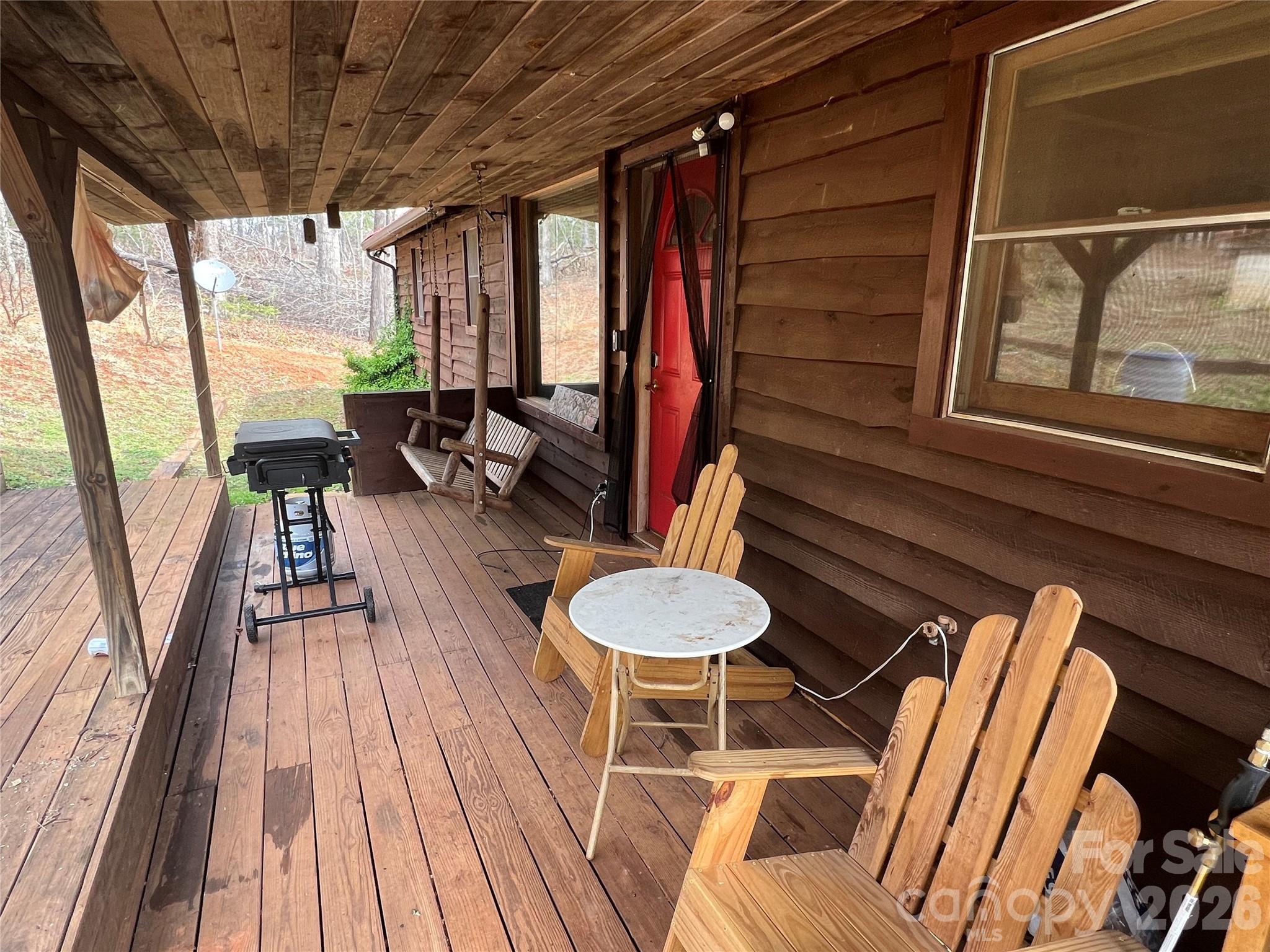 365 Hillbilly Lane Property Photo 1
