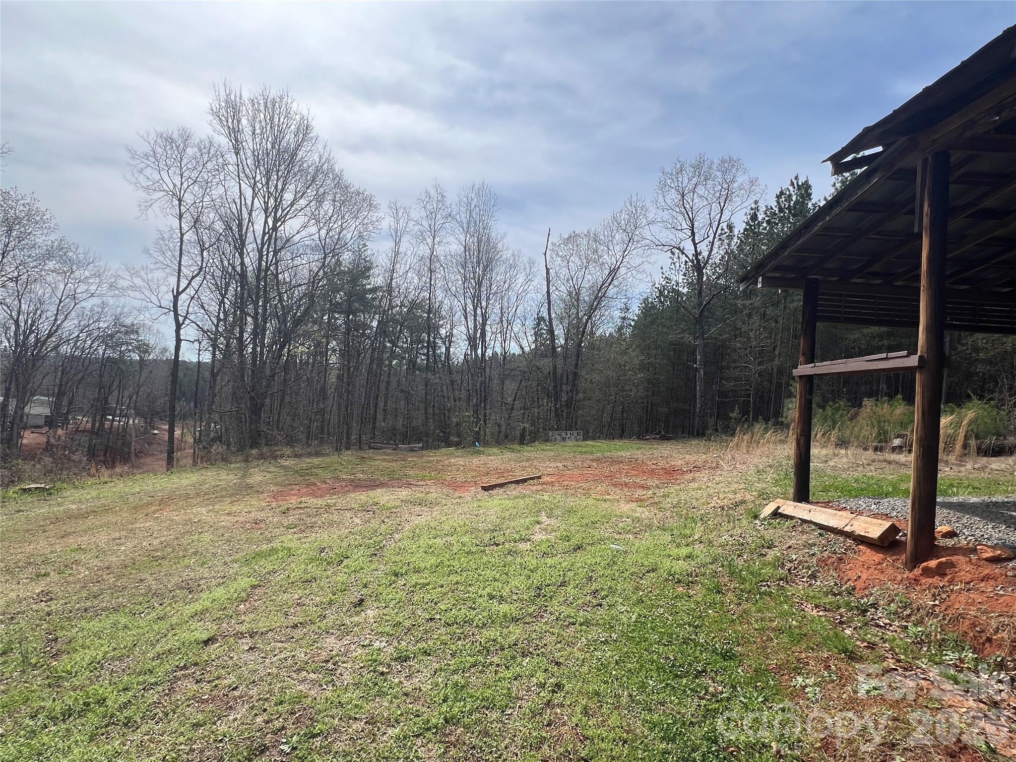 365 Hillbilly Lane Property Photo 20