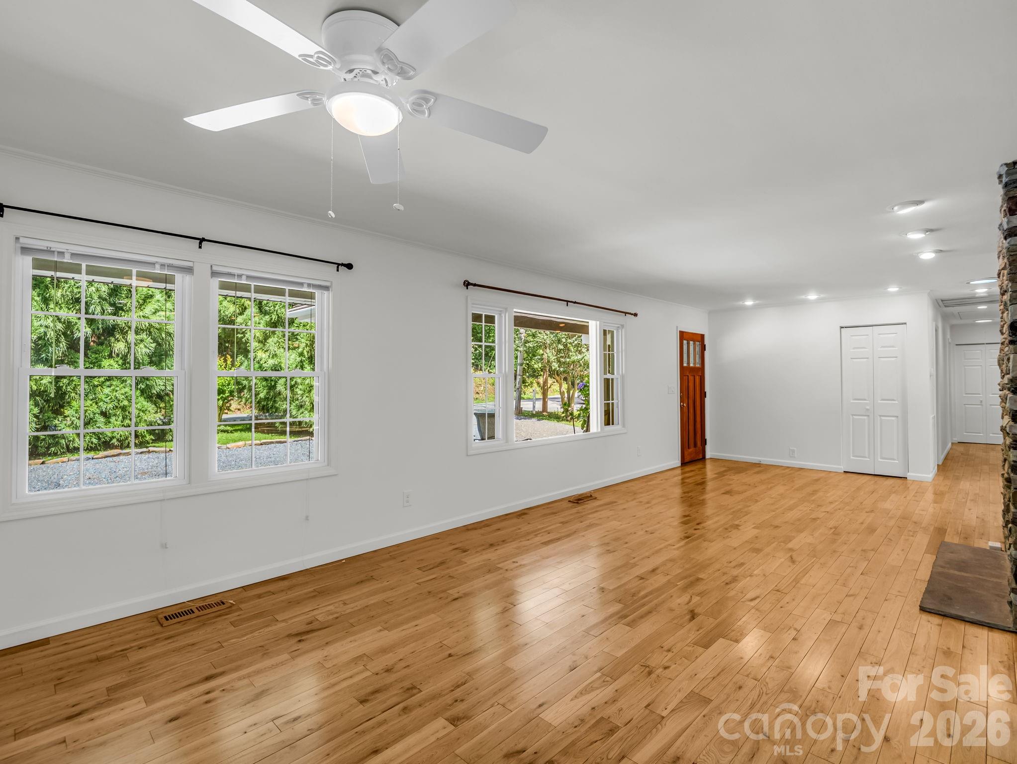 260 Warrior Drive Property Photo 14